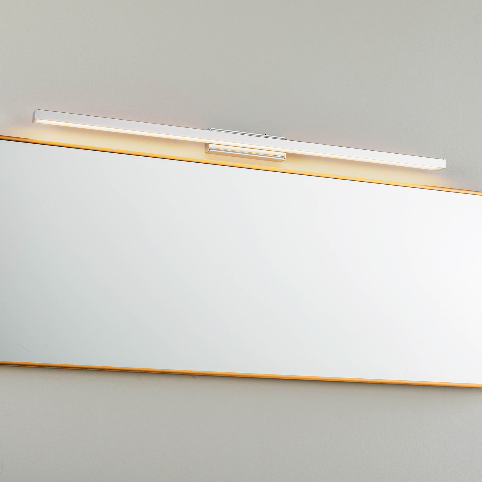 Lindby Alenia lámpara LED para baño y espejo 90 cm