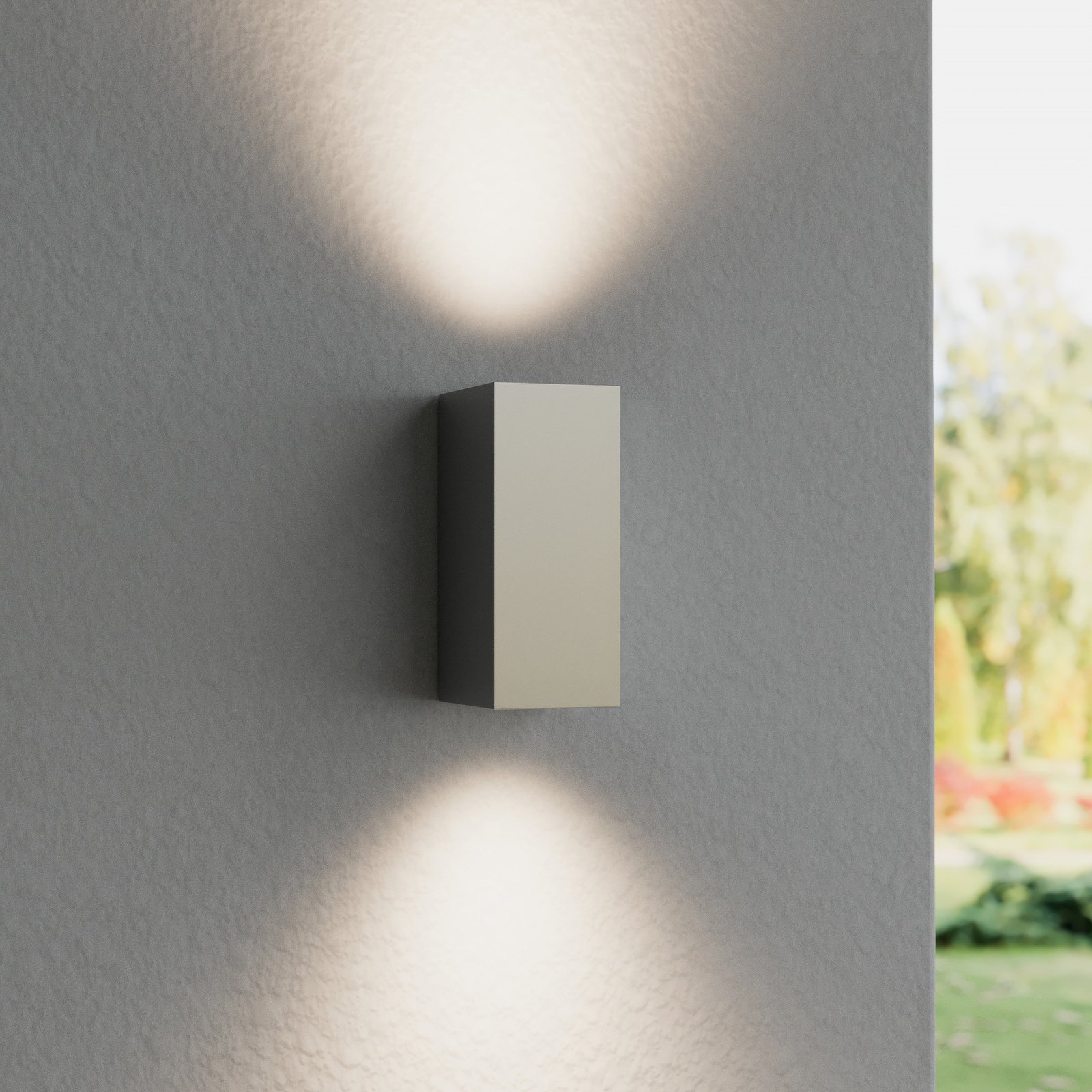 Silver outdoor wall light Tavi with Bridgelux LED