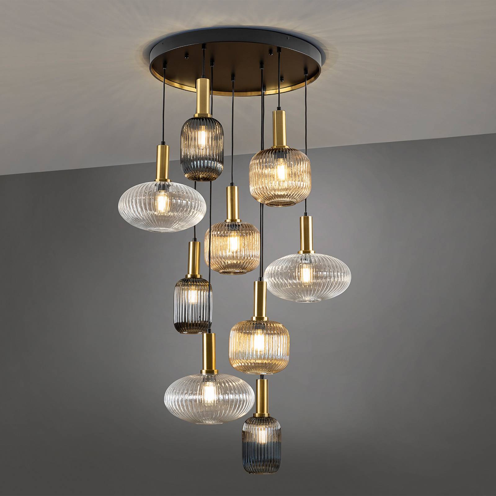 Lampa wisząca Norma, ściemniana, 9-punktowa, pilot, czarny/mosiądz