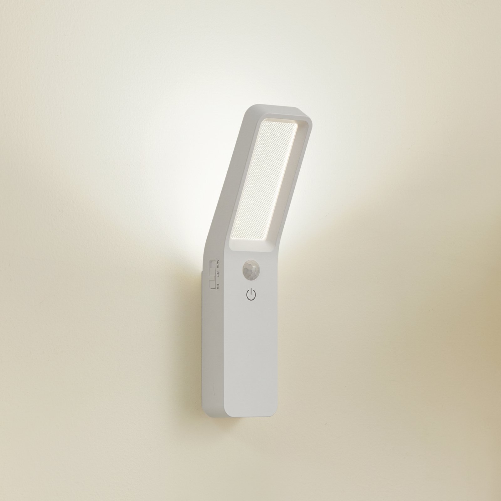 Lindby LED-vägglampa Taska, vit, plast, sensor