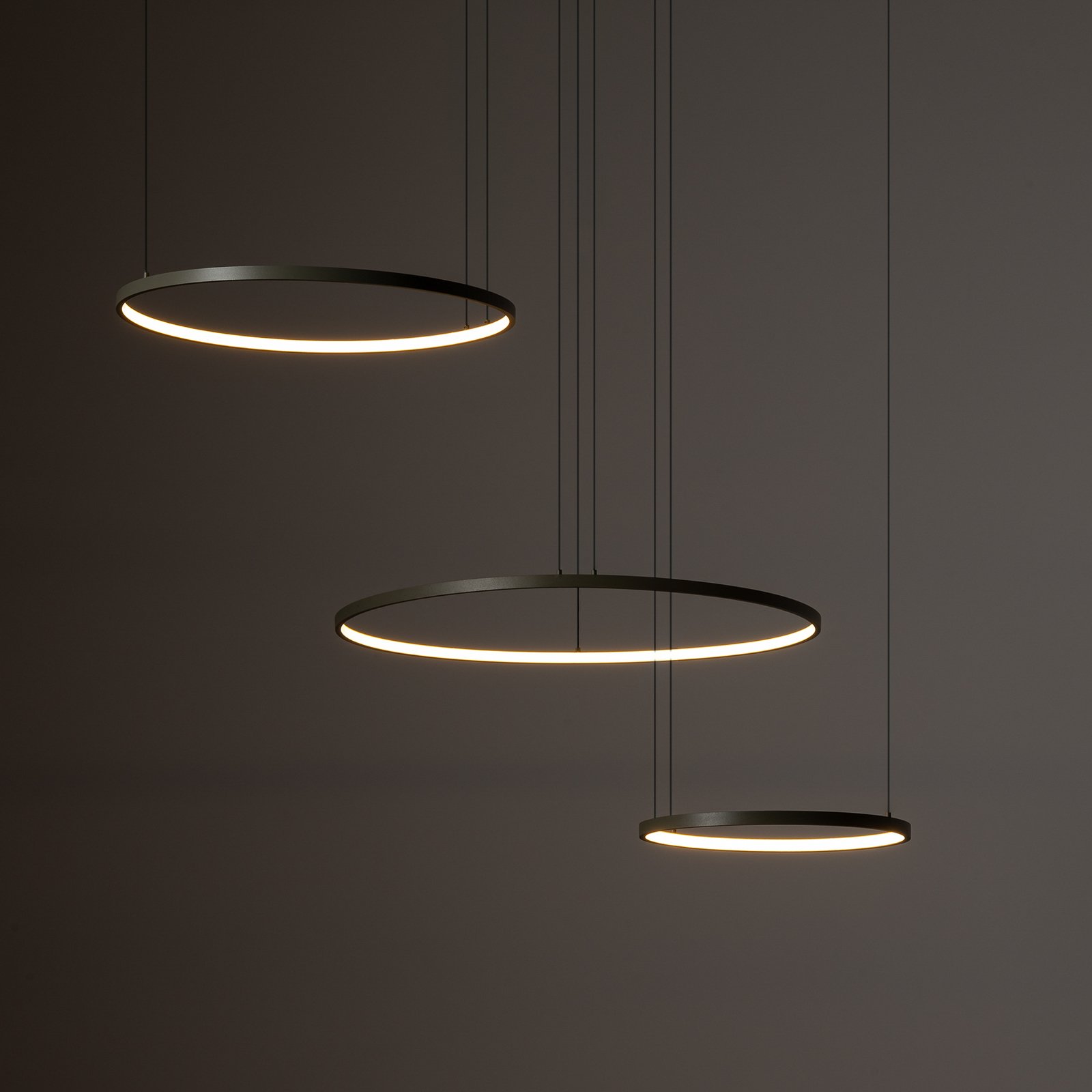LED-Hängeleuchte CIRCOLO, olivgrün, Ø 30/45/60 cm, 3-flammig