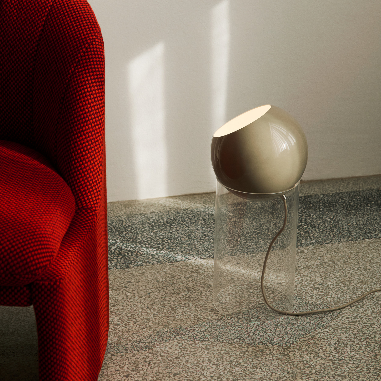 Topan VP14 Lampadaire gris-beige E27 - &Tradition