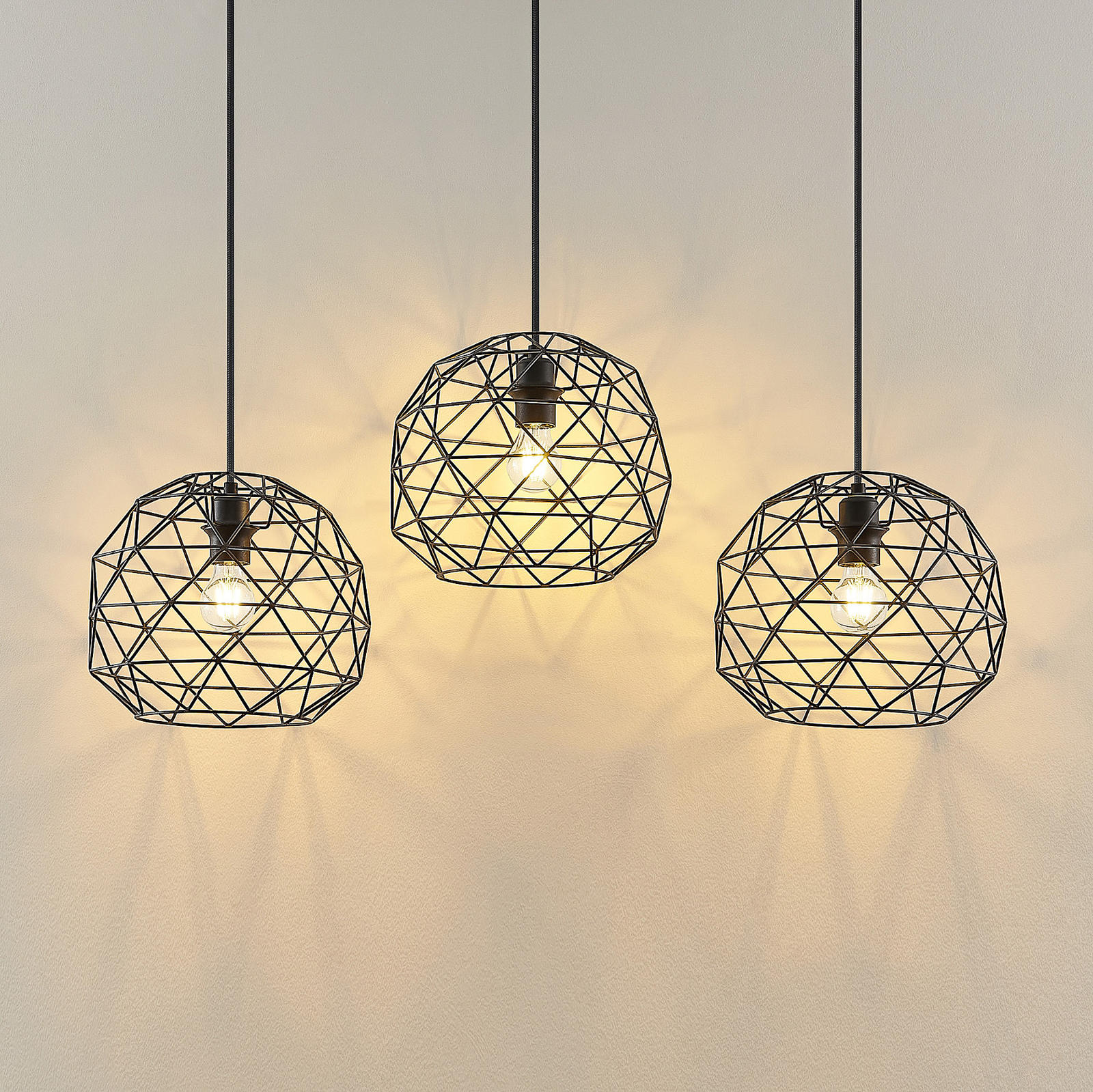 Lindby Paridimo hanglamp van staal, 3-lamps