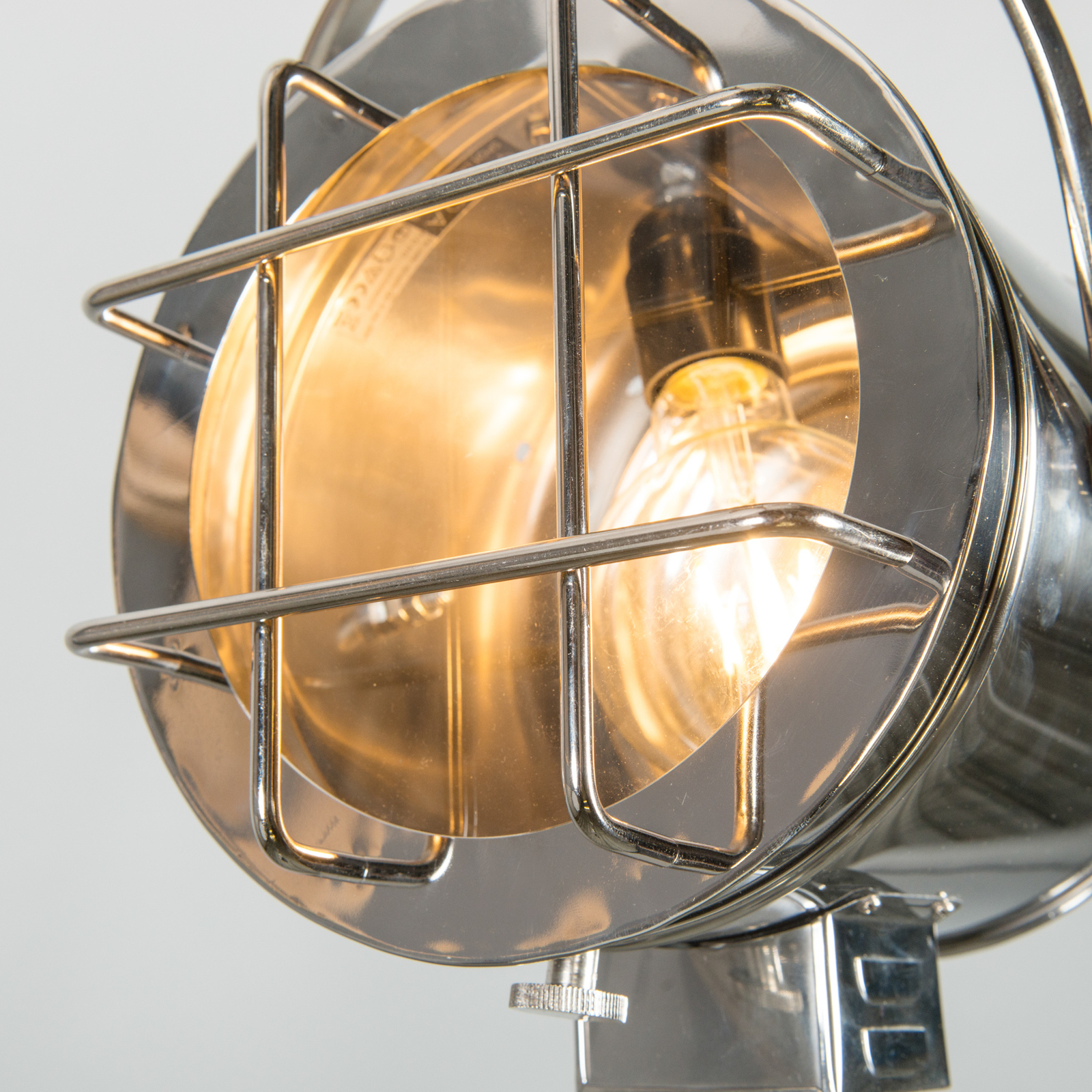 Lindby Grace lampadar design tip far
