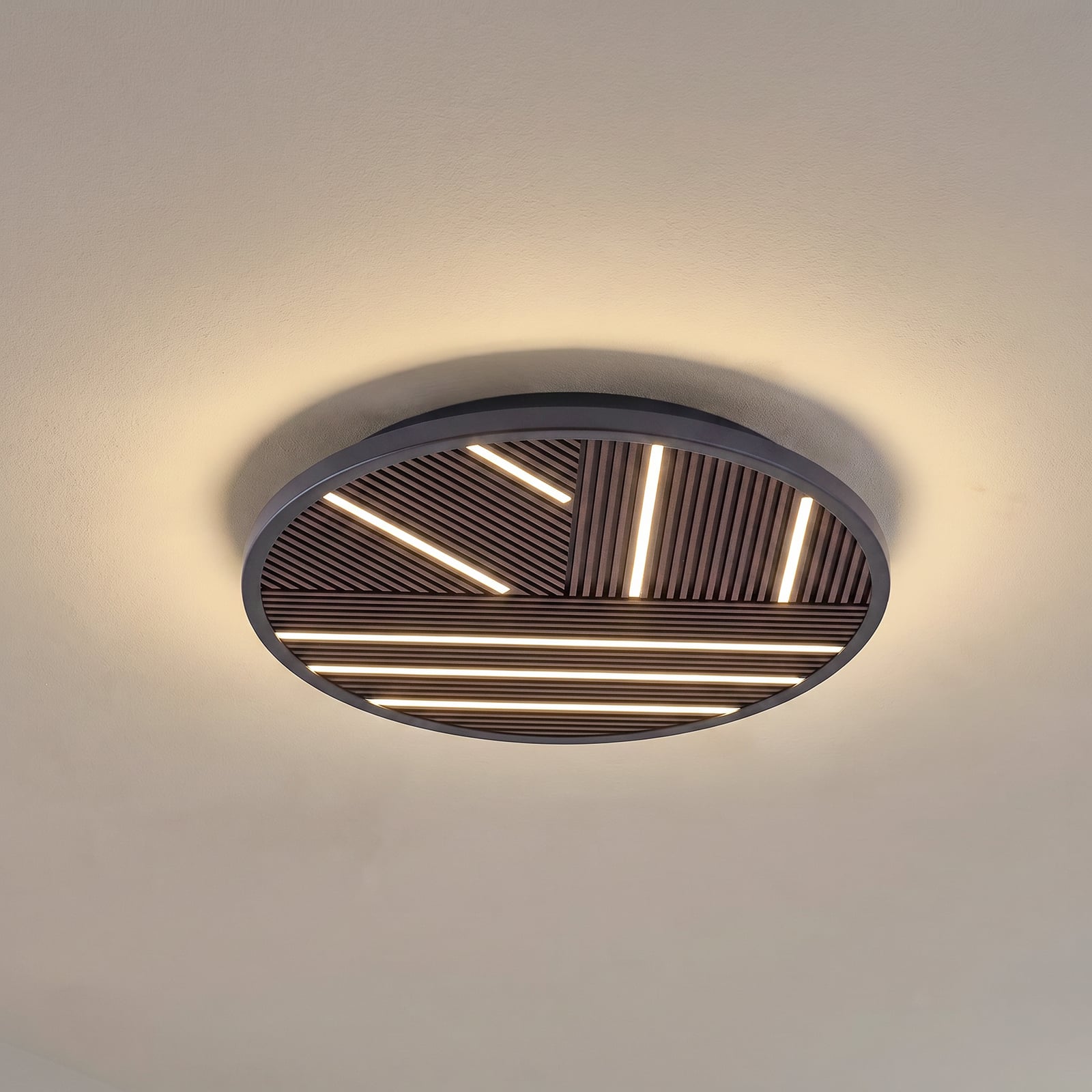 Plafonnier LED Orven, Ø 50 cm, à intensité variable, bois - Lucande Plafonnier LED Orven, Ø 50 cm, à intensité variable, bois - Lucande