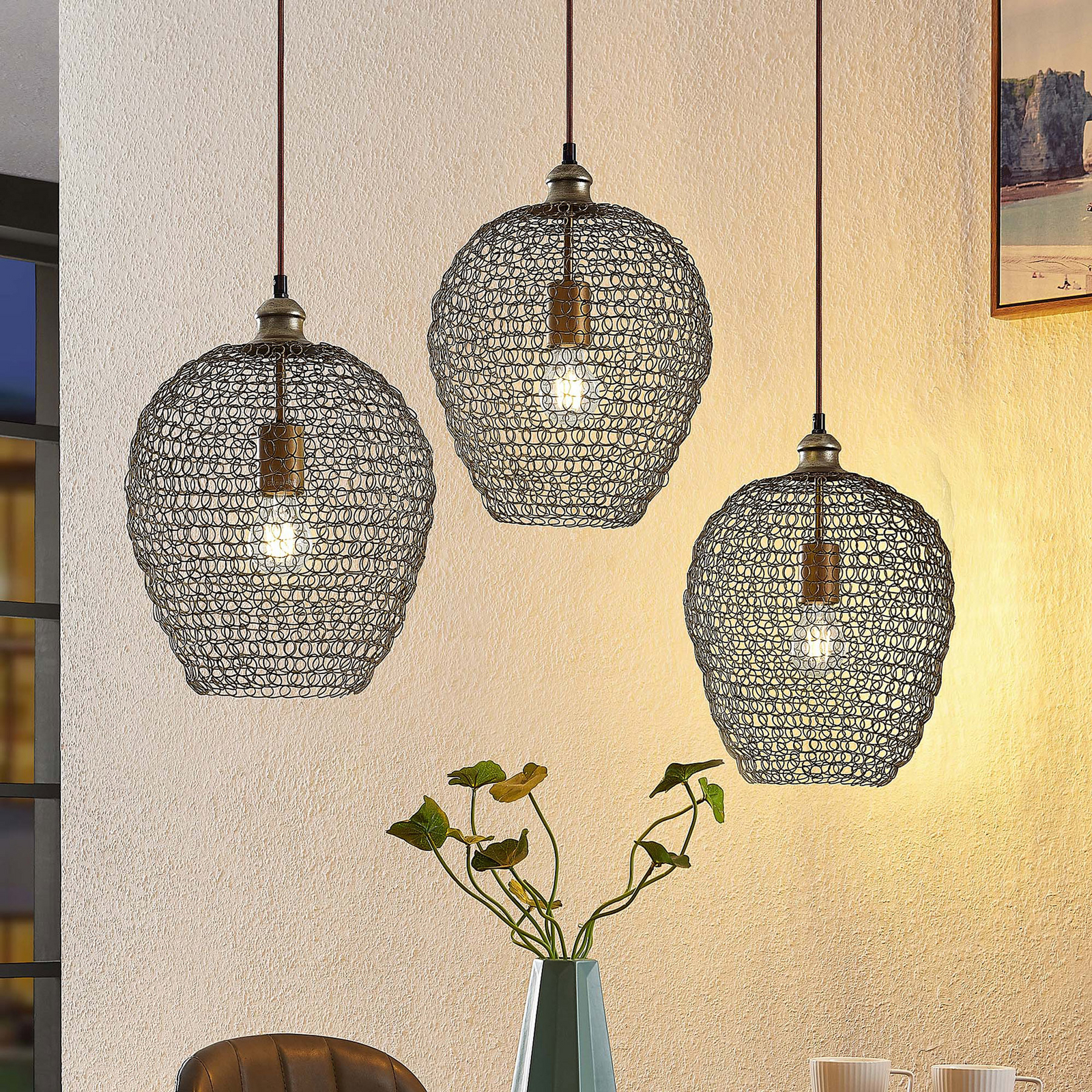 Lindby Benja lámpara colgante, 3 luces, latón