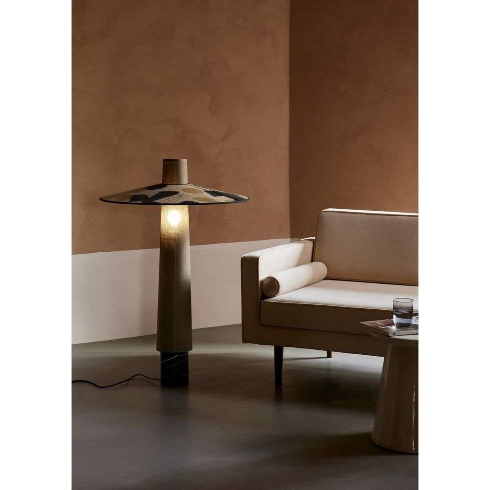 Thesee Golvlampa Ethnic - Forestier