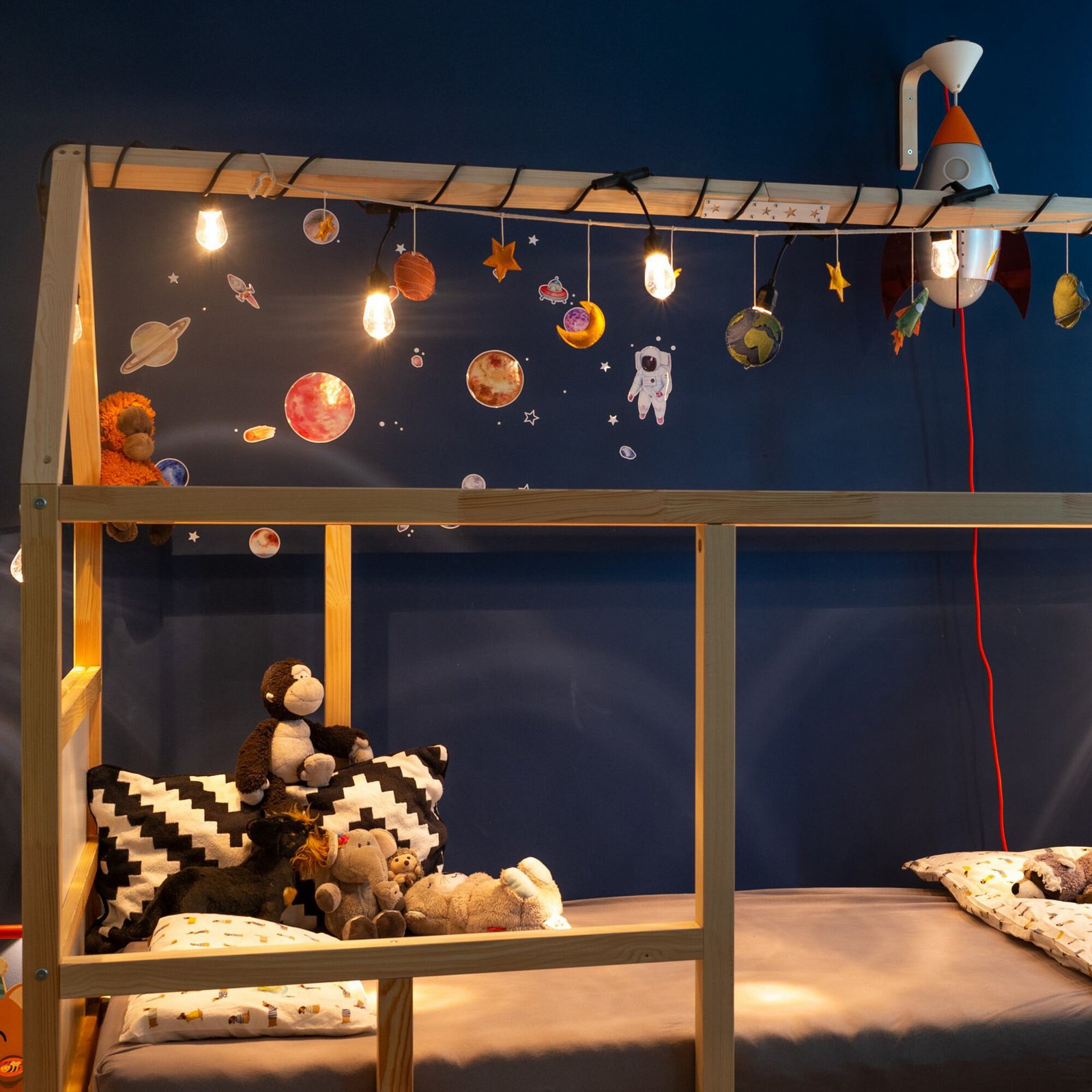 OSRAM SMART+ WiFi LED-Lichterkette STRINGLIGHT, RGBW 12-flg.