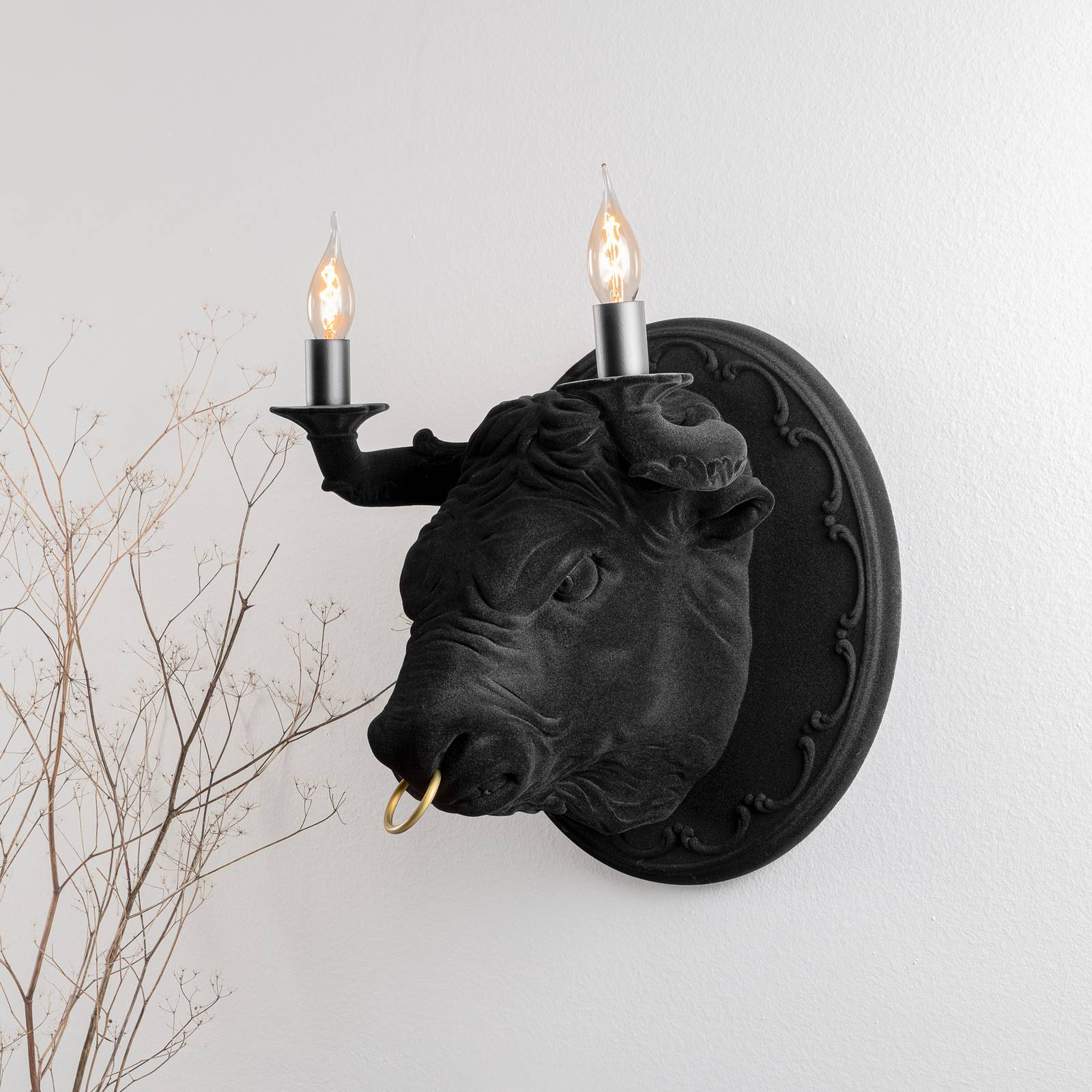 Levně Karman Corrado nástěnné světlo černá z keramiky