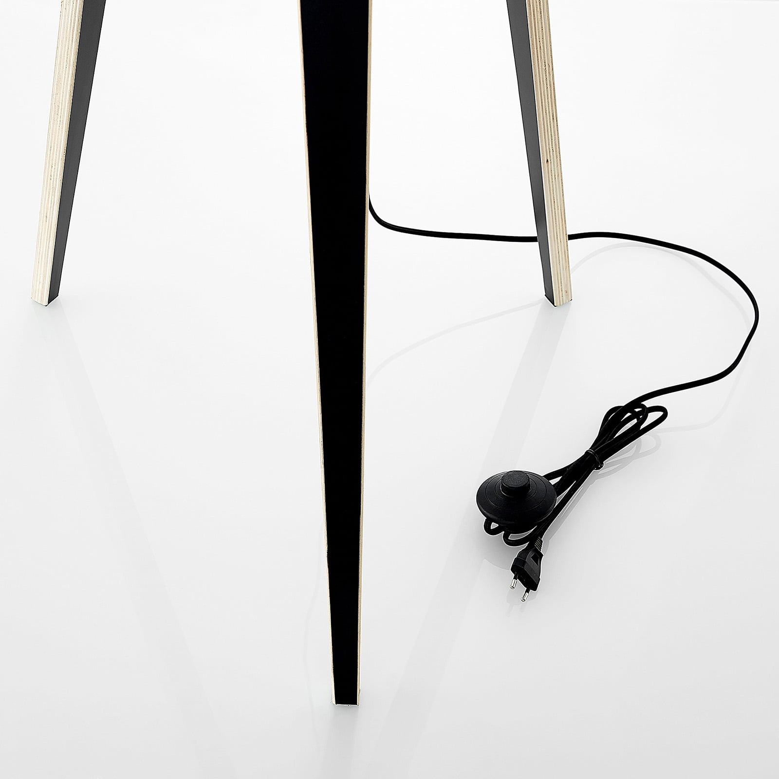 Bodhi Cylinder Tripod Stehleuchte White - Lucande