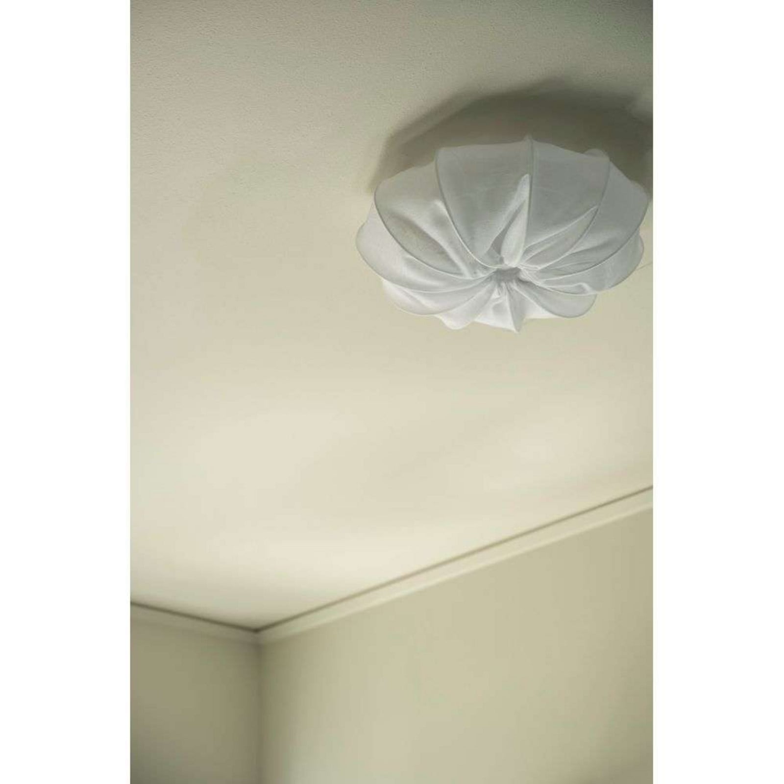 Anna 40 taklampa Linen White &ndash; Watt &amp;amp; Veke Watt & Veke - Sovrum - Skandinavisk - Tyg / textil - Med en ljusk&auml;lla