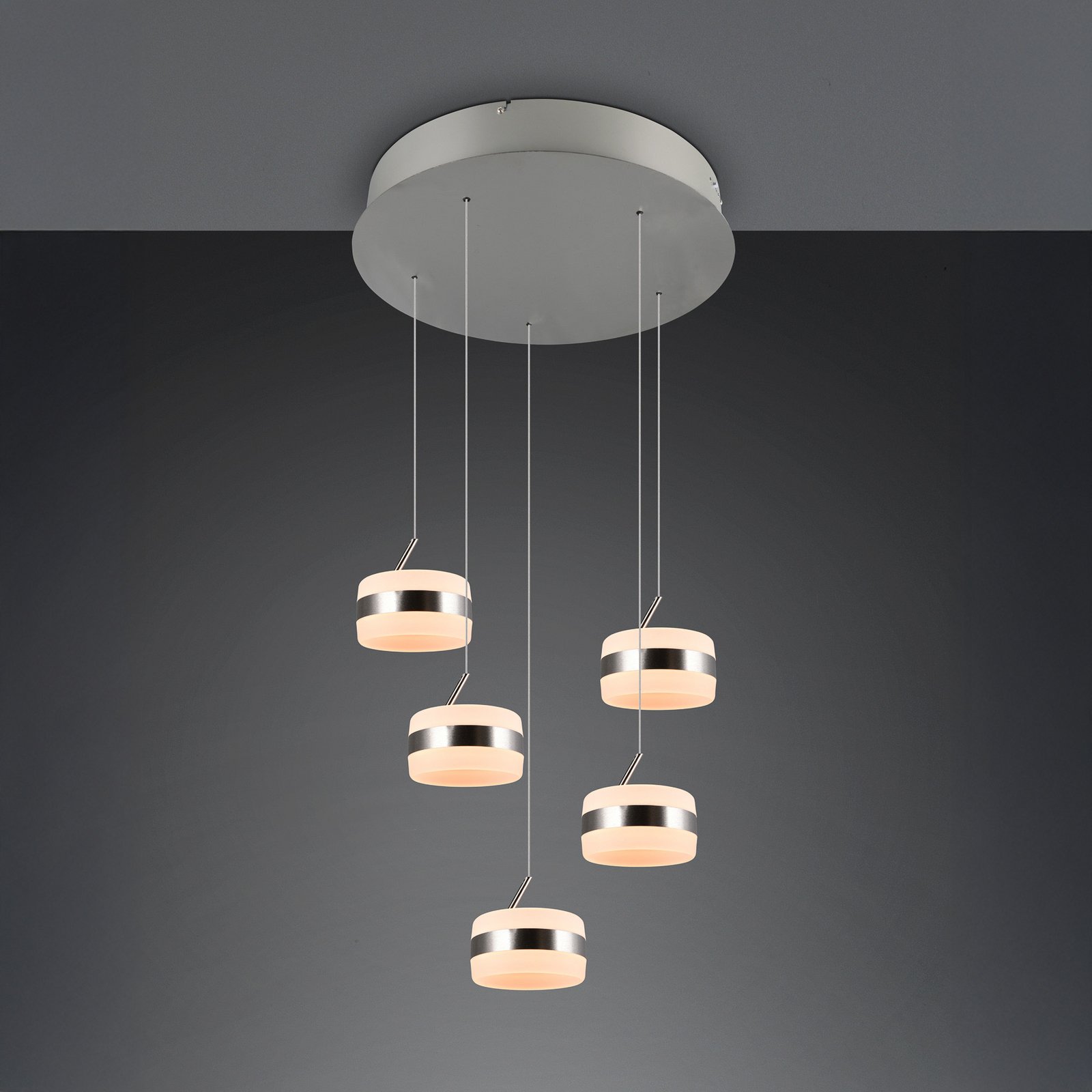 LED pakabinama lempa „Dios“, nikelio spalvos, Ø 45 cm, CCT, 5 lemputės. LED pakabinama lempa „Dios“, nikelio spalvos, Ø 45 cm, CCT, 5 lemputės.