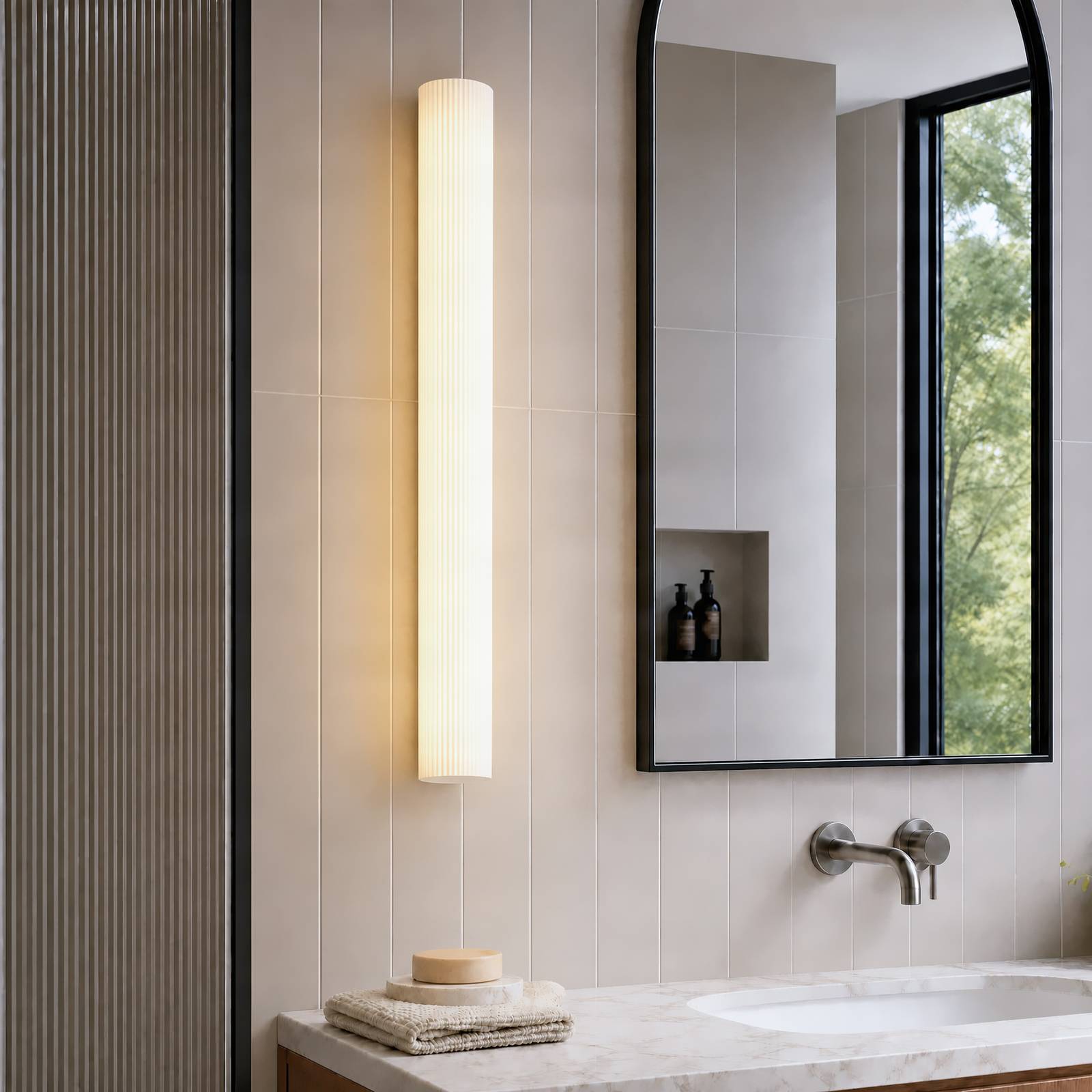 Lucande LED badkamer wandlamp Victoire, 70 cm, wit/chroom, CCT