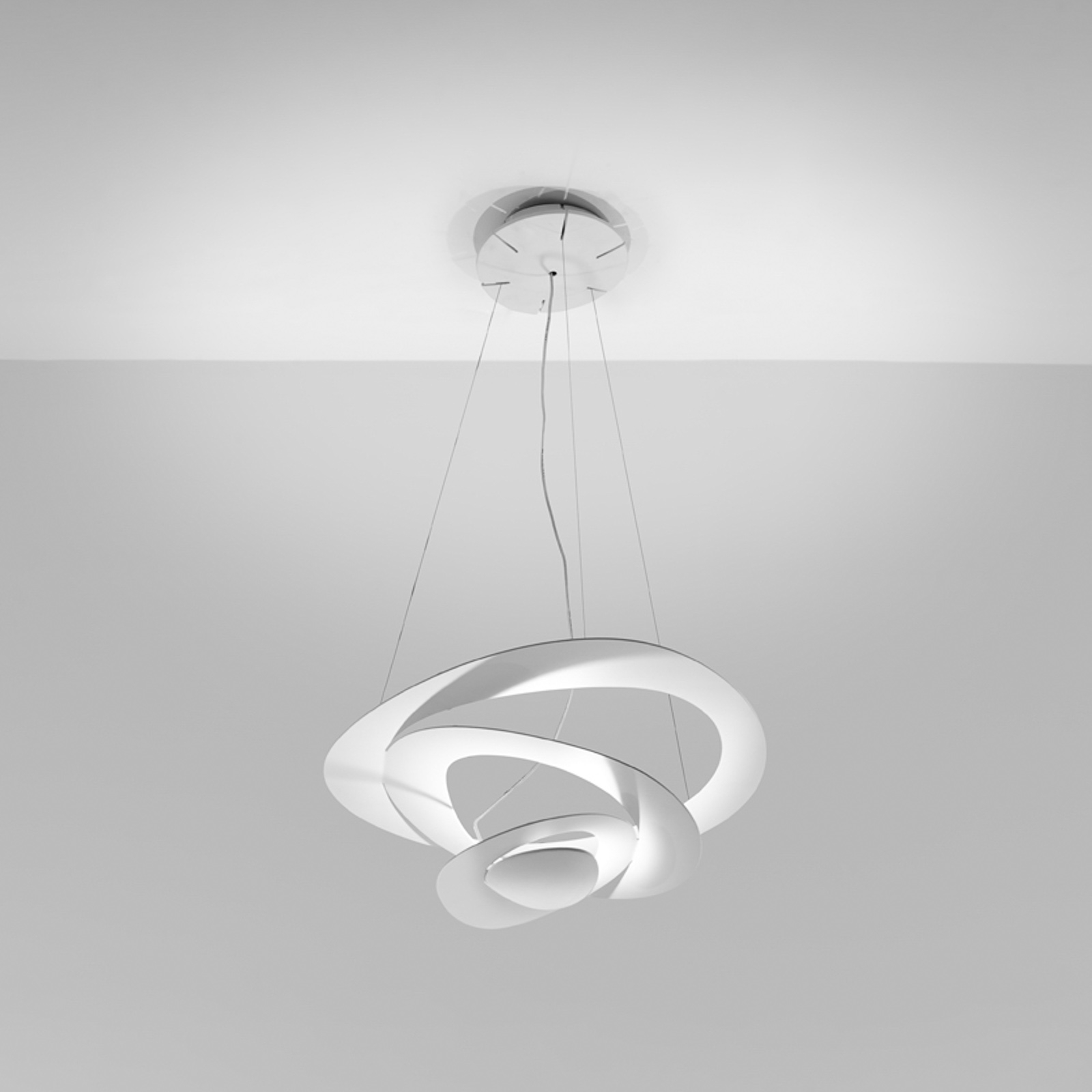 Artemide Pirce - white designer pendant light