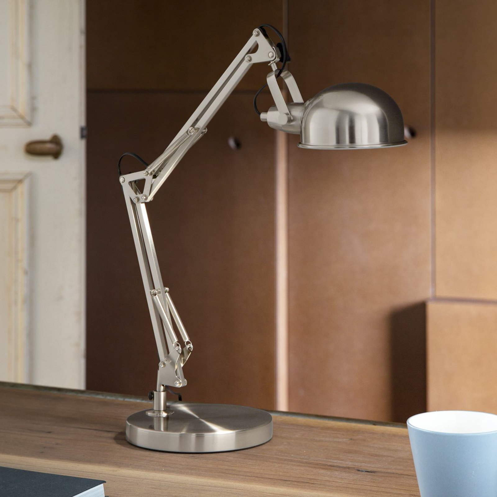 Ideal Lux desk lamp Johnny, nickel-coloured, metal