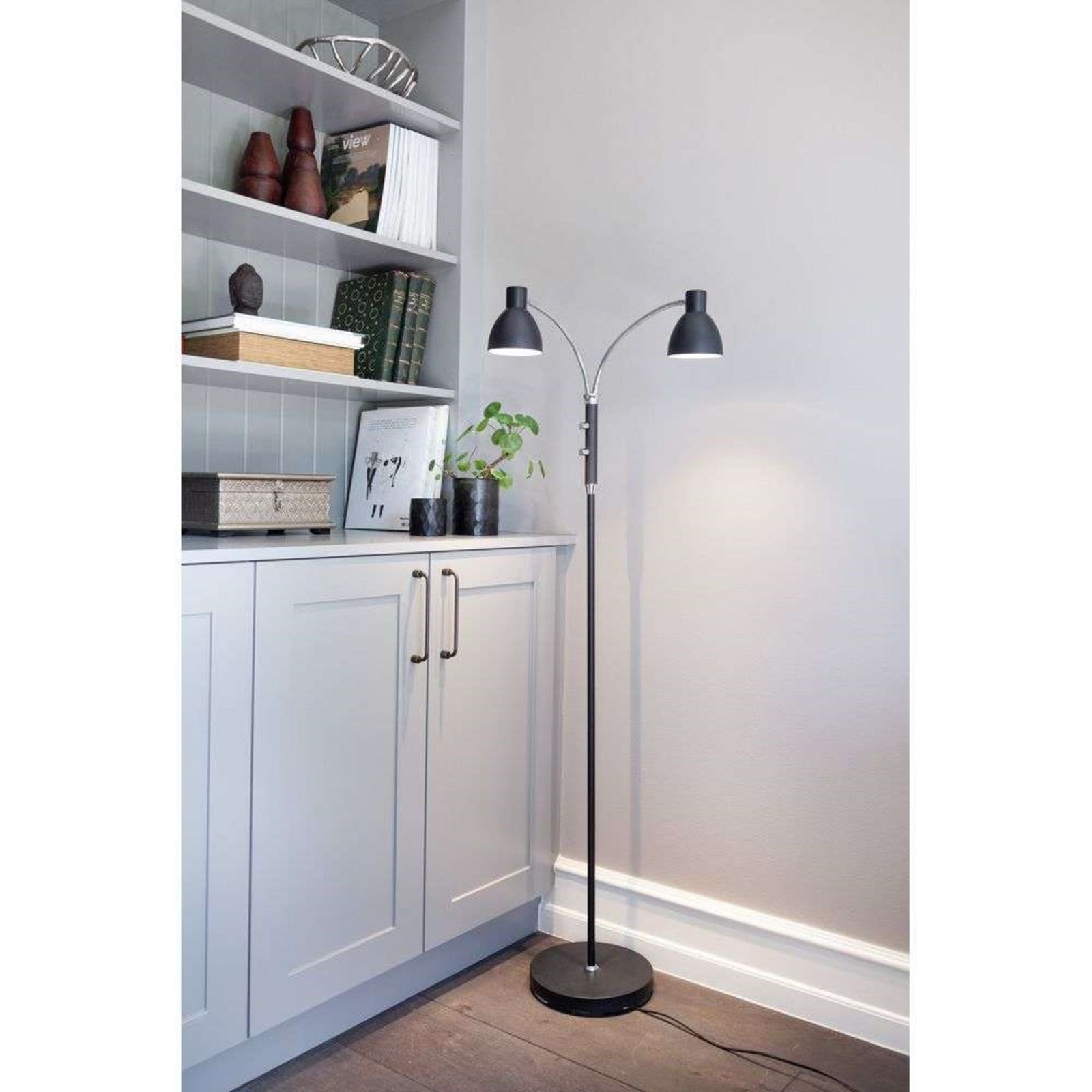 Hudson 2 Golvlampa Halo Design - Vardagsrum - Metall