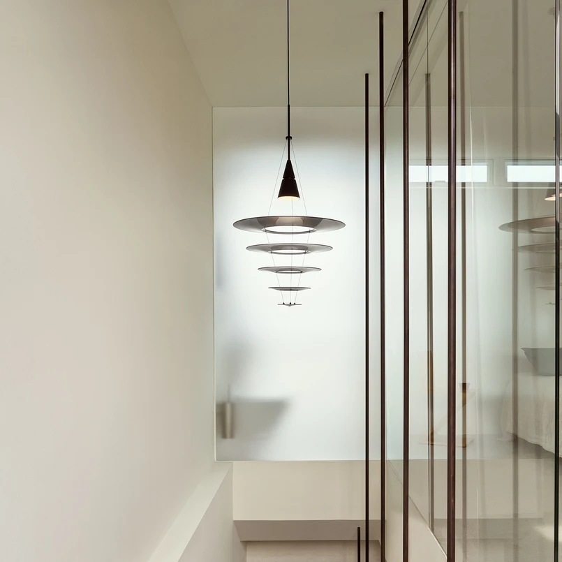 Louis Poulsen – Enigma 425 Pendelleuchte Black