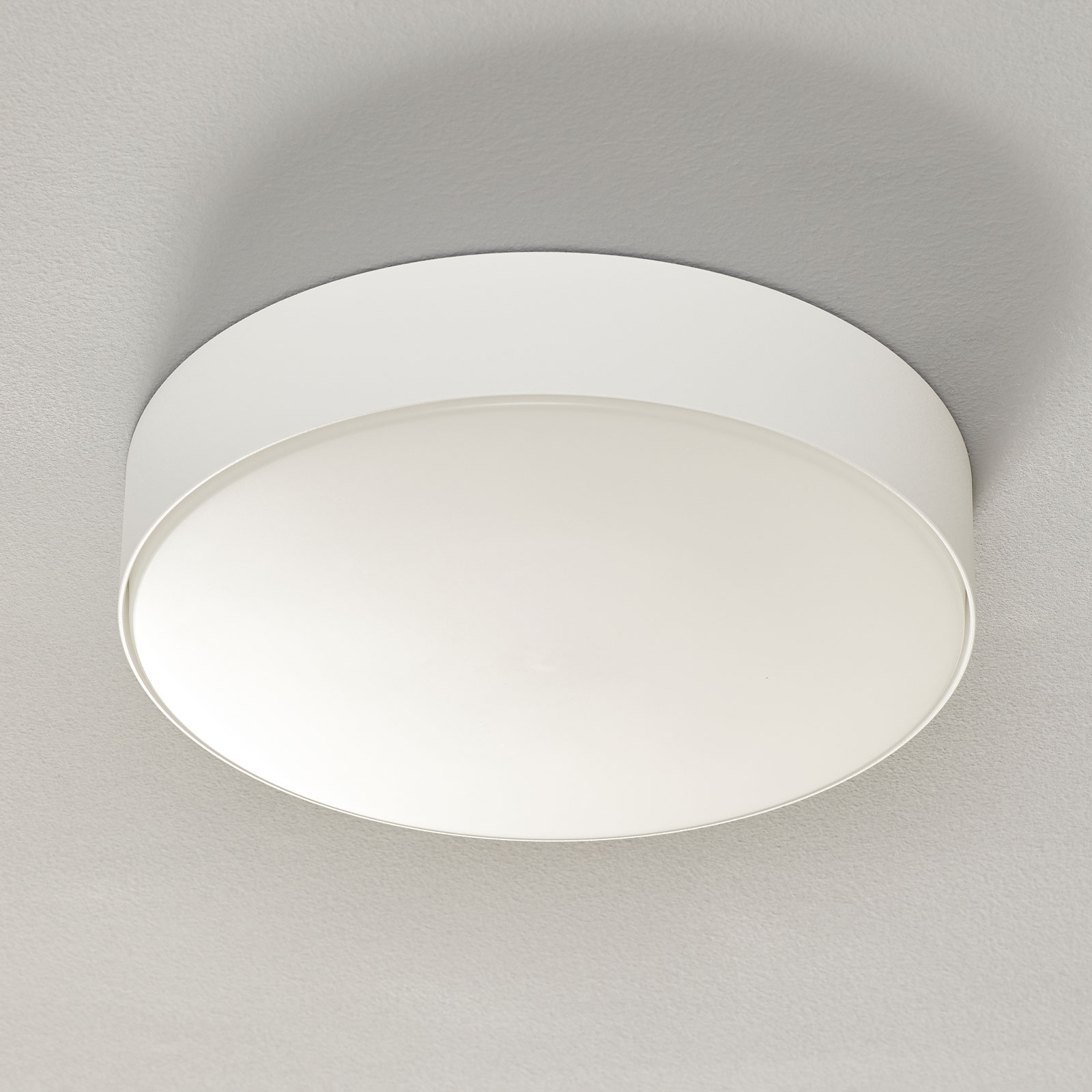 WEVER & DUCRÉ Roby IP44 ceiling 2,700K 26 cm white