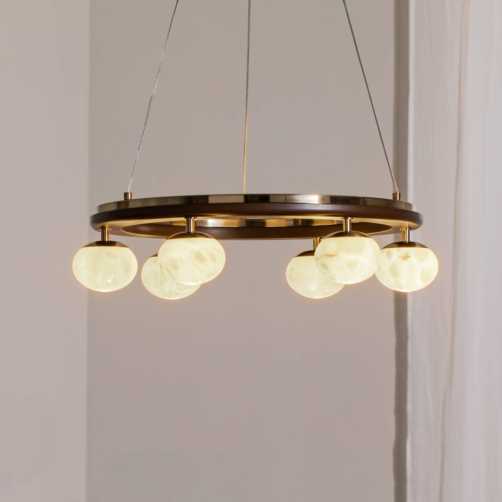 Hängeleuchte Tolosa, Ø 52 cm, messing, 6-flammig, Glas, Holz günstig online kaufen