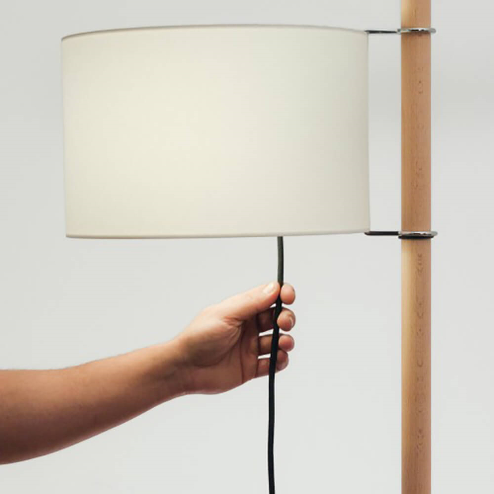 TMM Lampadar Oak/White w. Difuzor - Santa & Cole