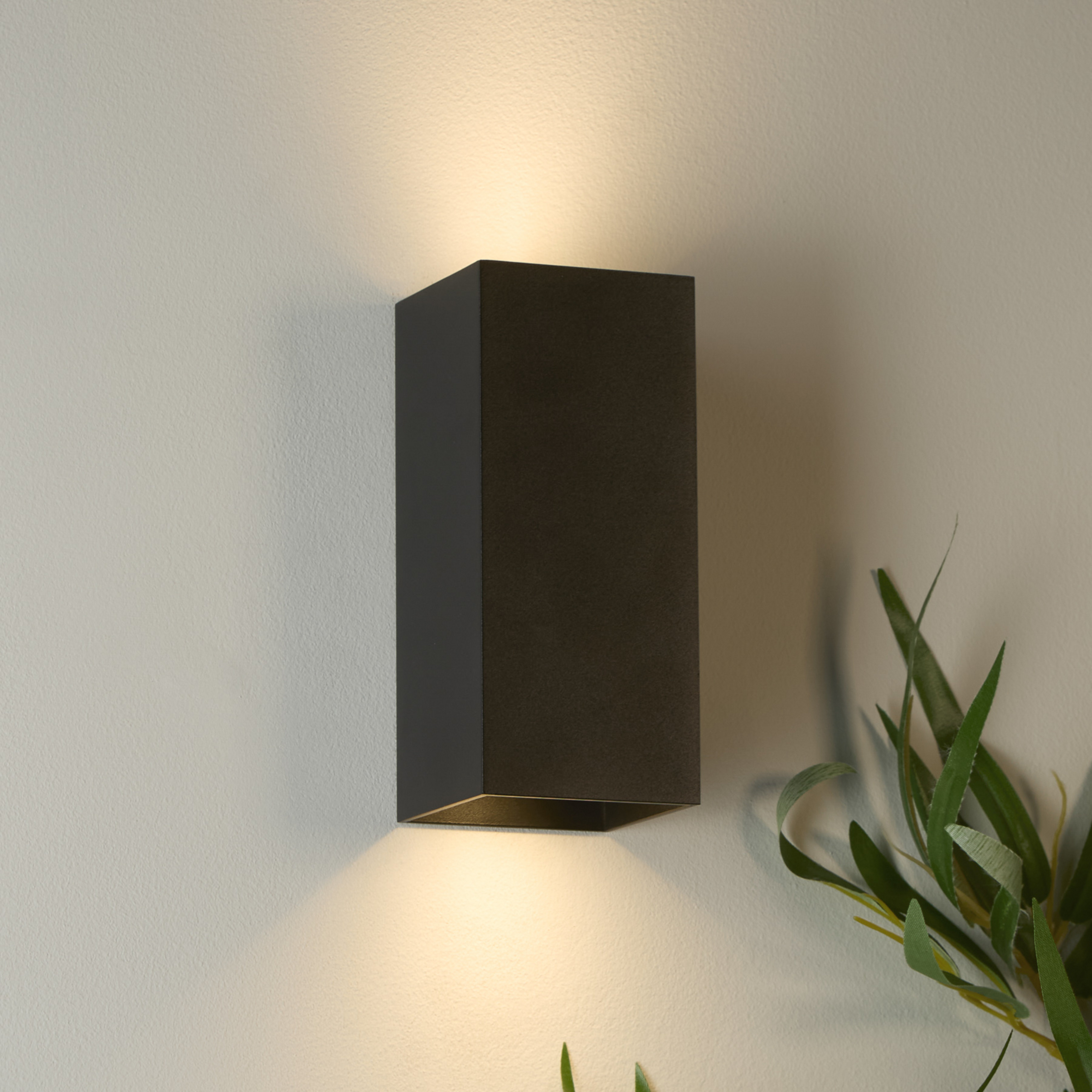 Wandlampe London Square, schwarz, Höhe 15 cm, Metall, 2-flg.