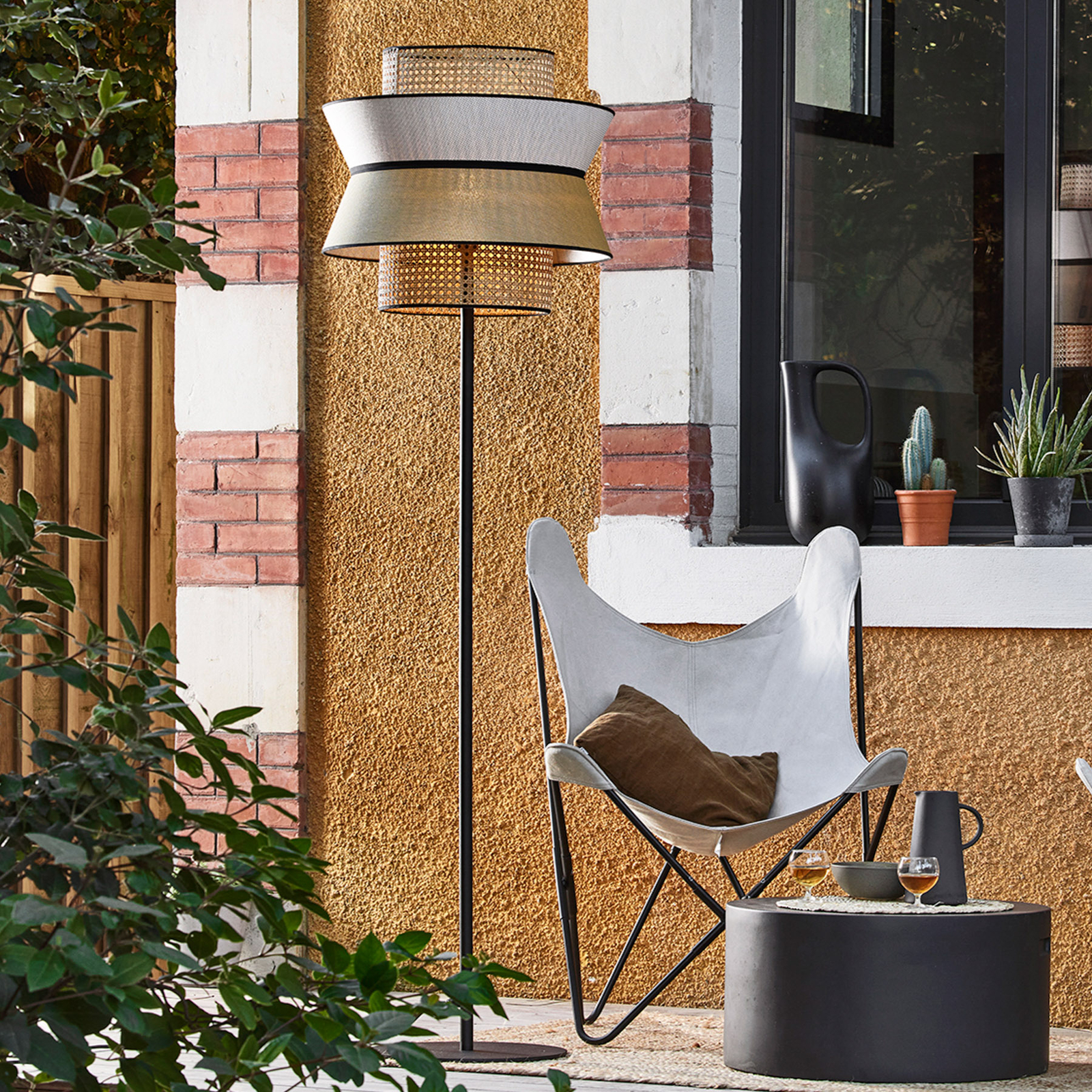 Singapour Außen-Stehleuchte, honey/sand - MARKET SET Singapour Außen-Stehleuchte, honey/sand - MARKET SET