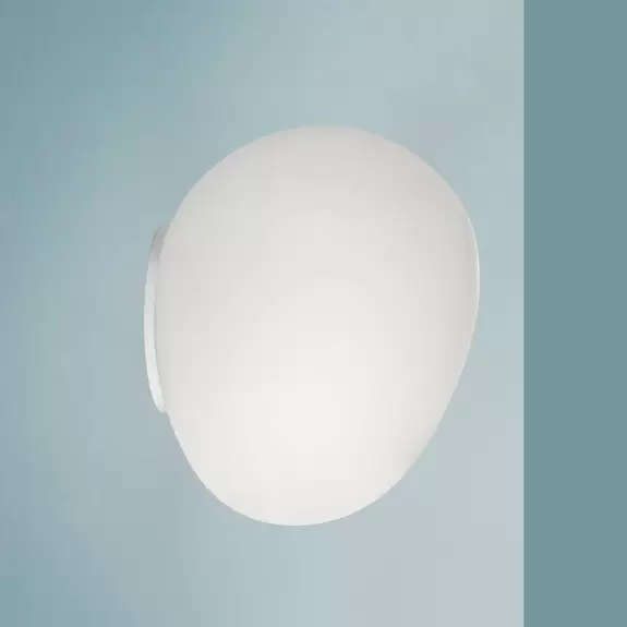 Lampenwelt Foscarini Gregg MIDI Wandleuchte, aus Glas, weiß