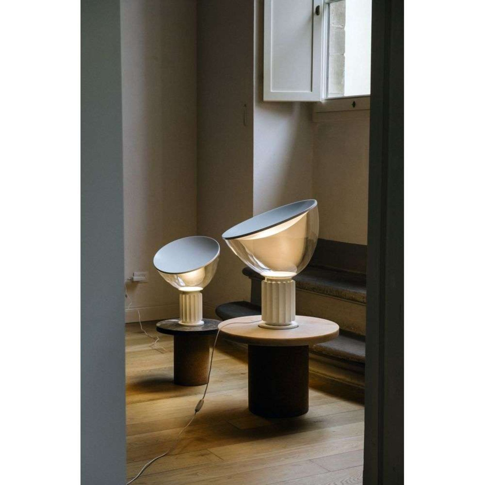 Taccia LED (Glas) Candeeiro de Mesa White - Flos