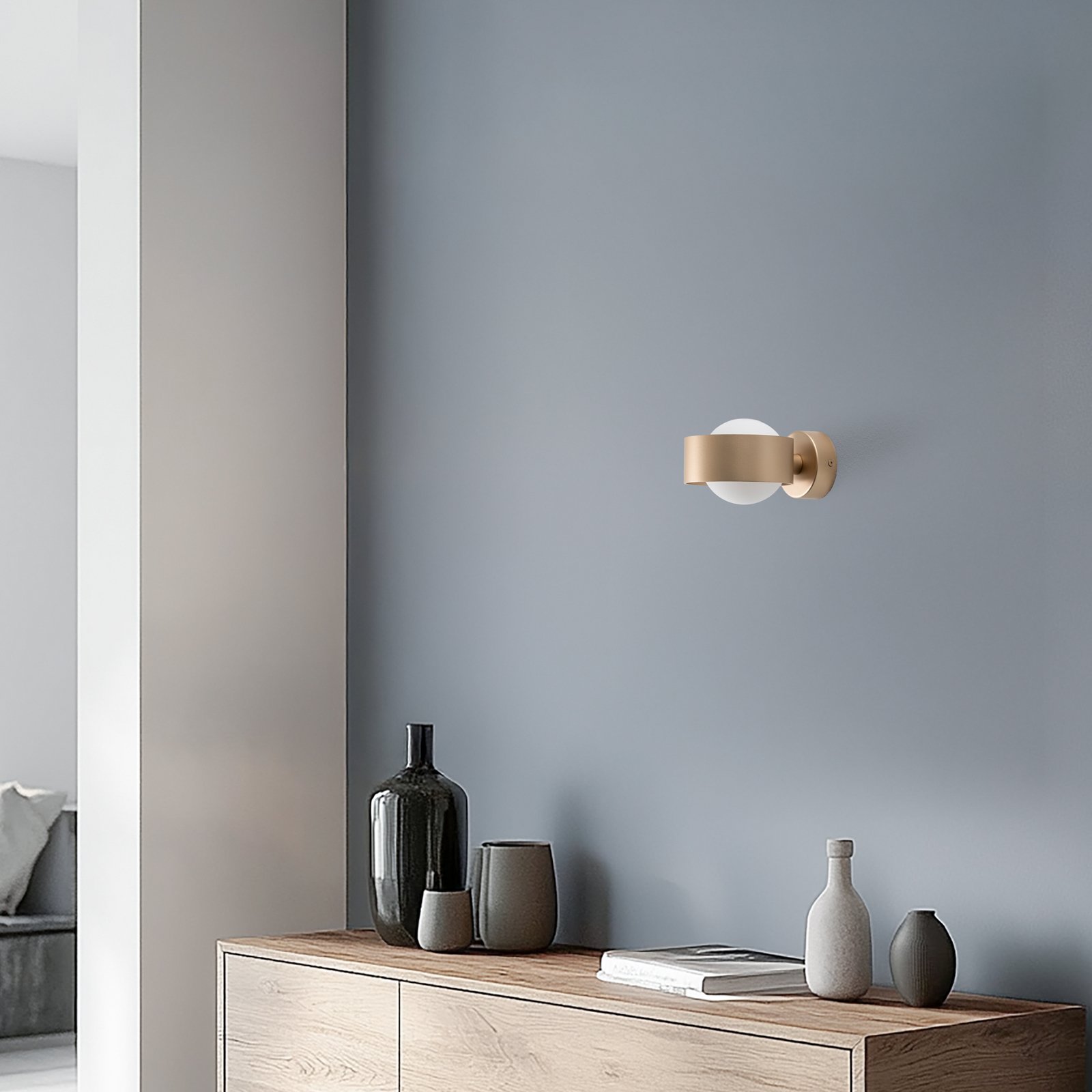 Wandlamp Mado, opaalglas/messing, 1-lamp