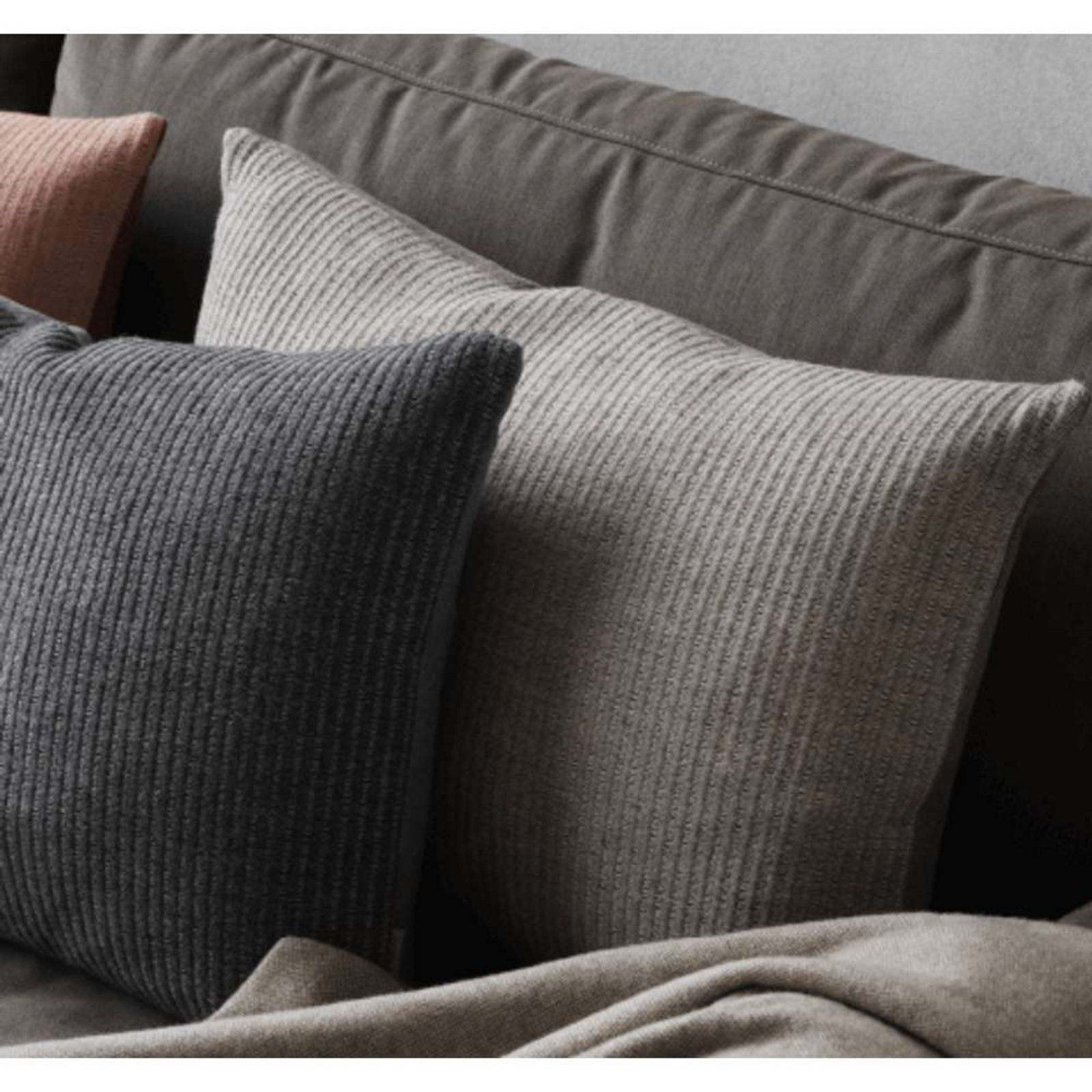 Aiayu Cushion 60x40 Oat - Fritz Hansen