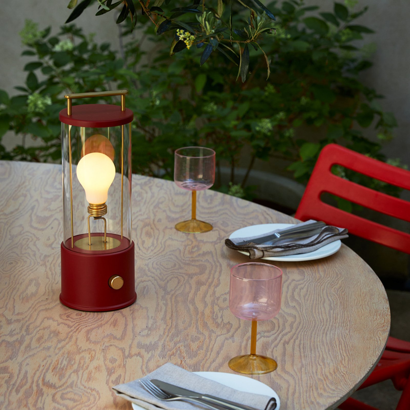 Tala bordlampe Muse Bærbar, oppladbart batteri, LED-lampe E27, rød