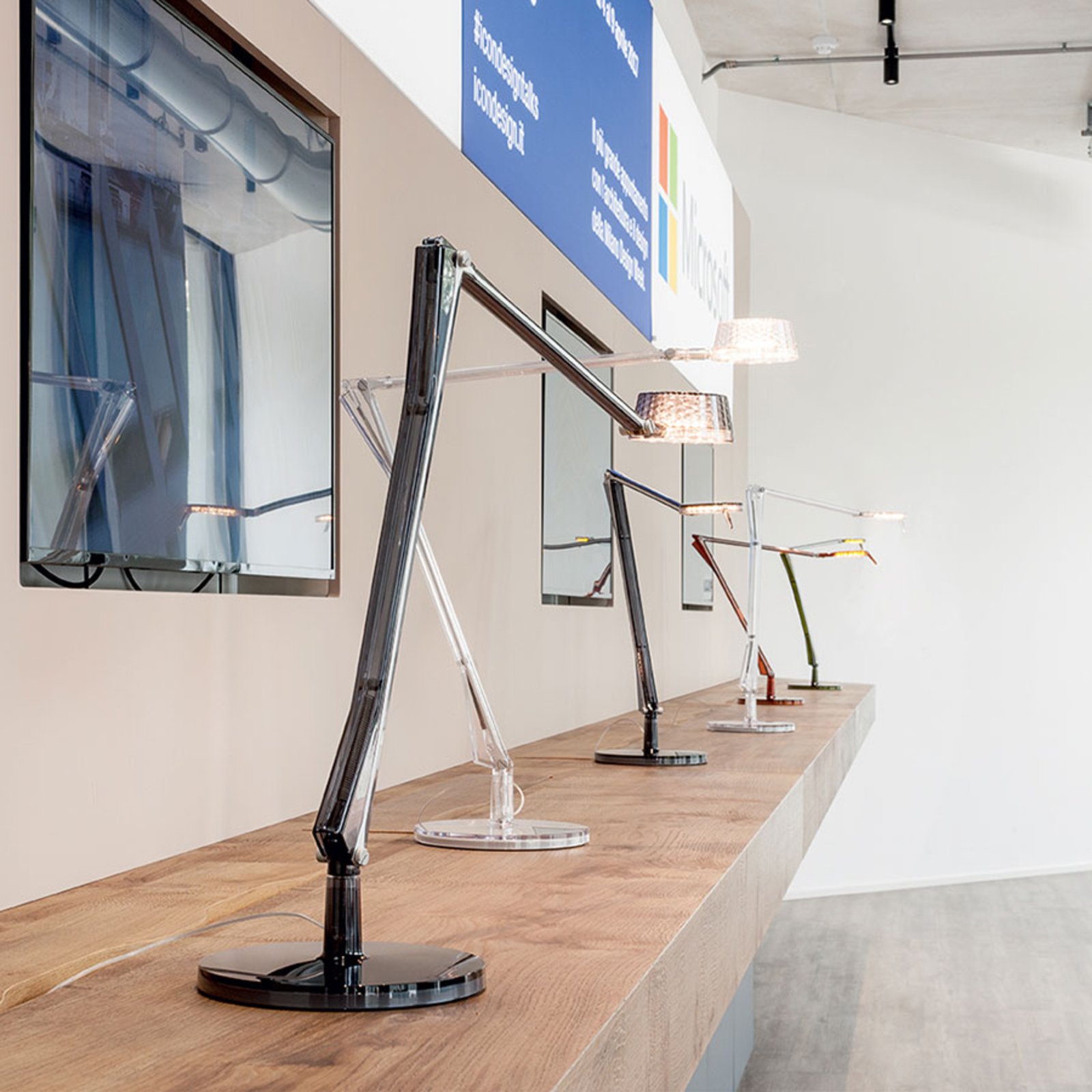 Aledin Dec Stolní Lampa Smoke - Kartell