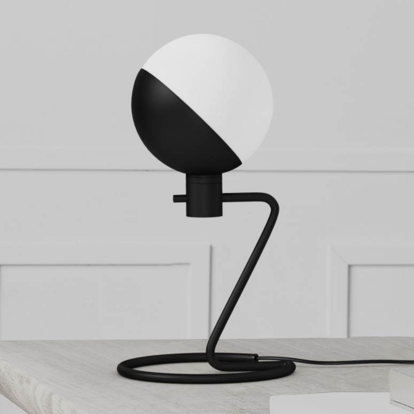 Baluna Bordlampe GRUPA - Stue - Design - Metal - Kugle