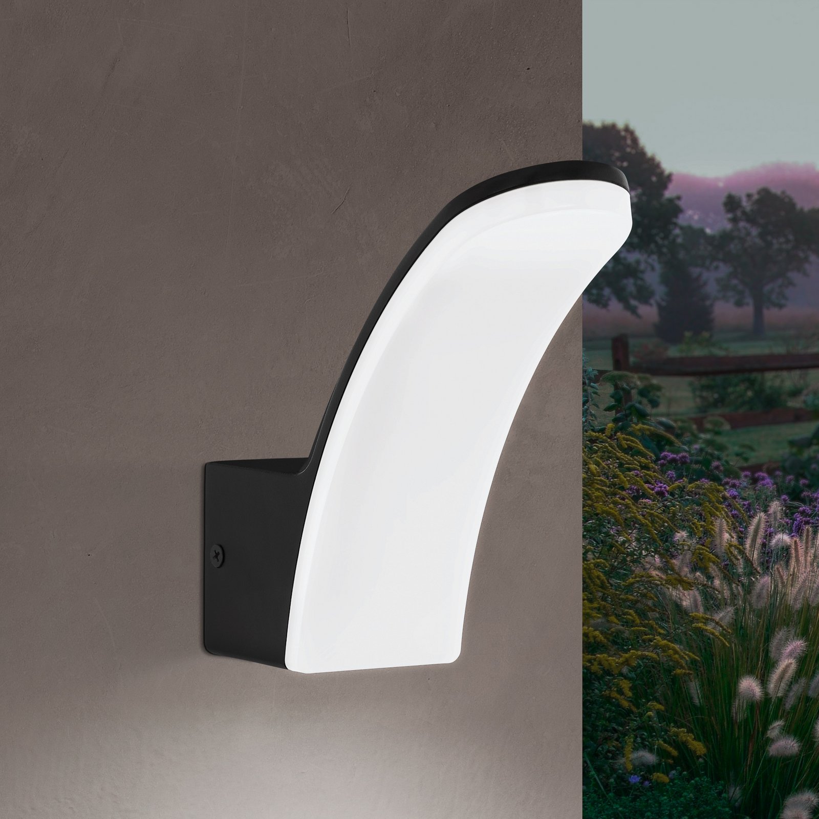 Flumicino LED outdoor wall light made of aluminium