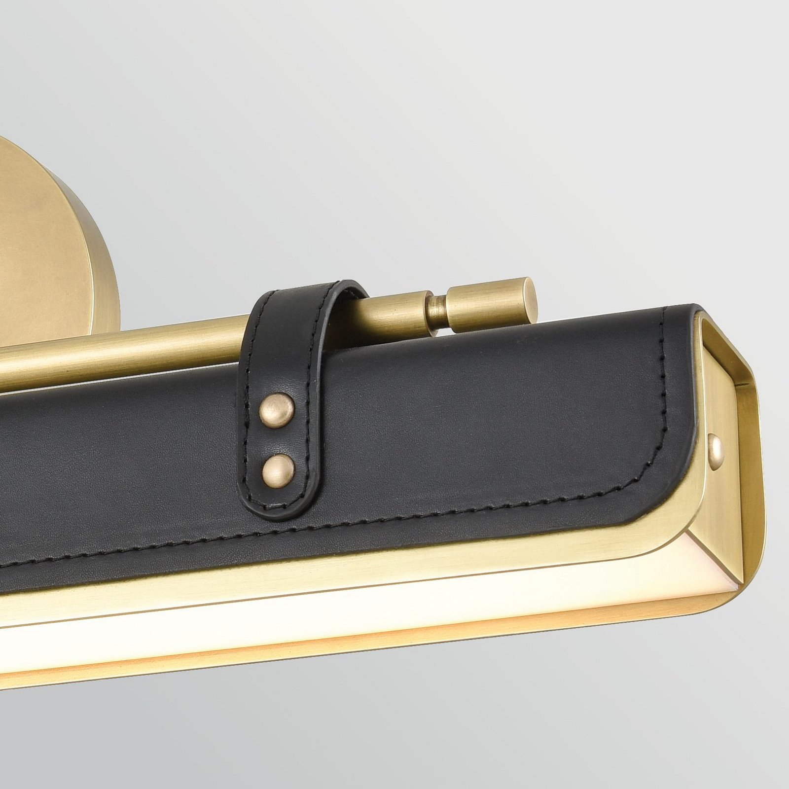 LED-vegglampe VALISE, svart/gammel messing, 50 cm kunstlær