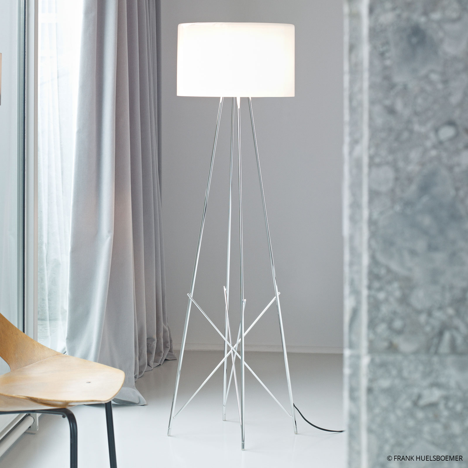 FLOS Ray F1 - Vloerlamp met metalen frame