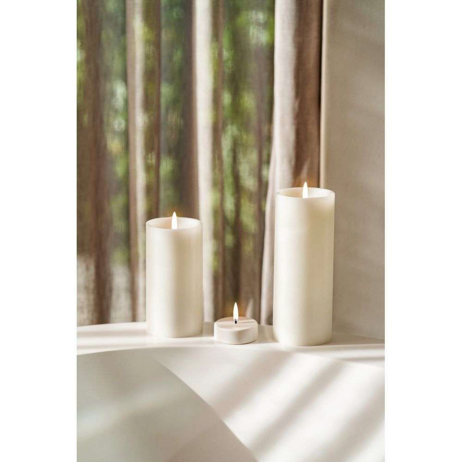 Tea Light Maxi LED Nordic White 6,1 x 2,2 cm - Uyuni Lighting