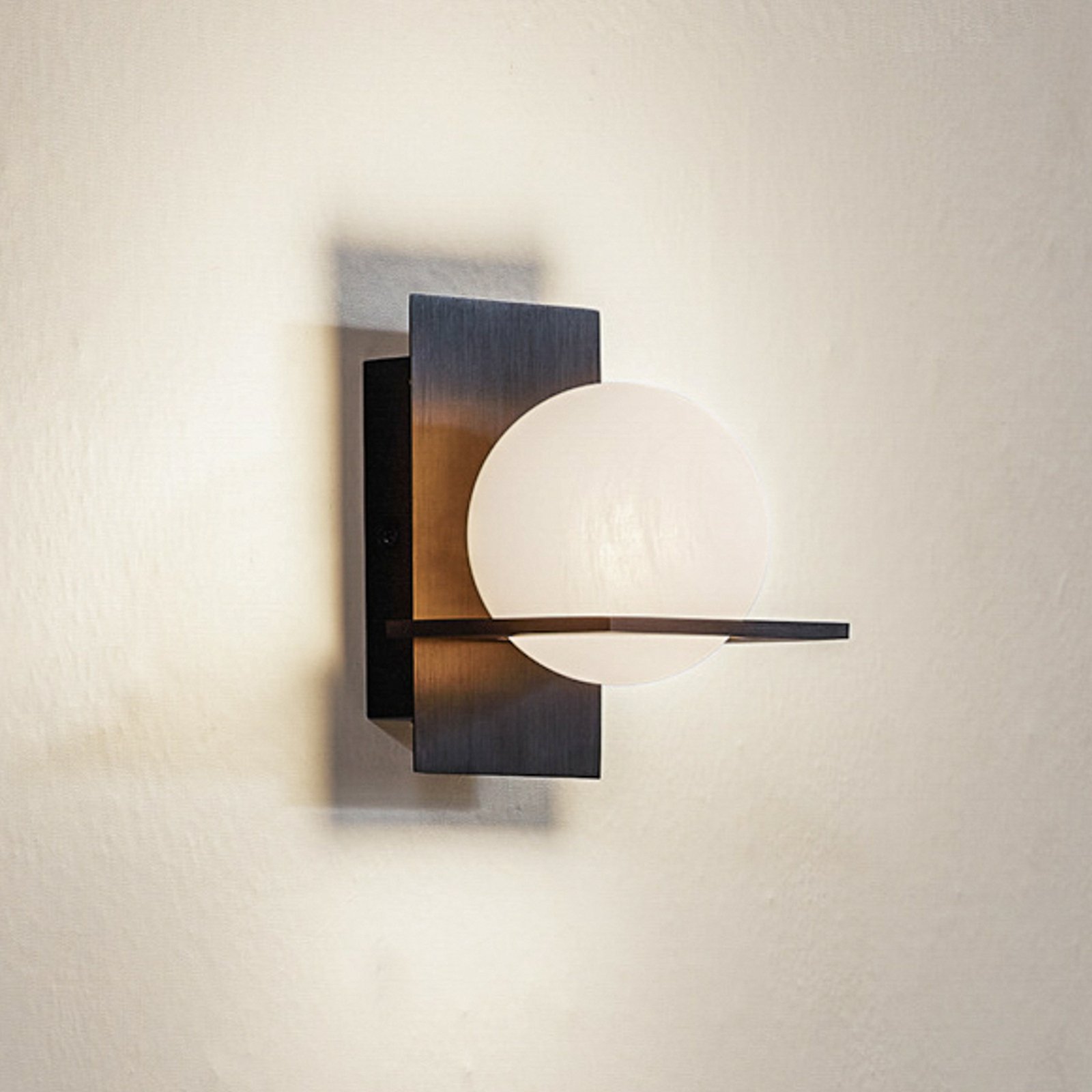 Lucande aplique de pared Kulka, 1 luz, negro, cristal, G9