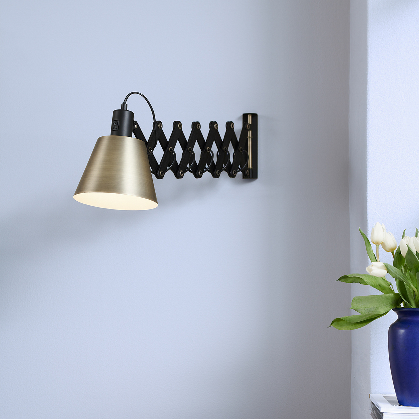 VINTAGE wall lamp, black/antique brass, Ø 18 cm - Halo Design VINTAGE wall lamp, black/antique brass, Ø 18 cm - Halo Design