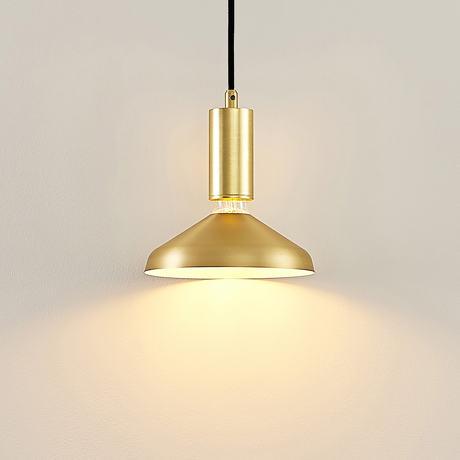 Arcchio Jaika pendant lamp, one-bulb, brass, for Living / Dining Room, aluminium, metal, E27, 60 W, energy efficiency: A++
