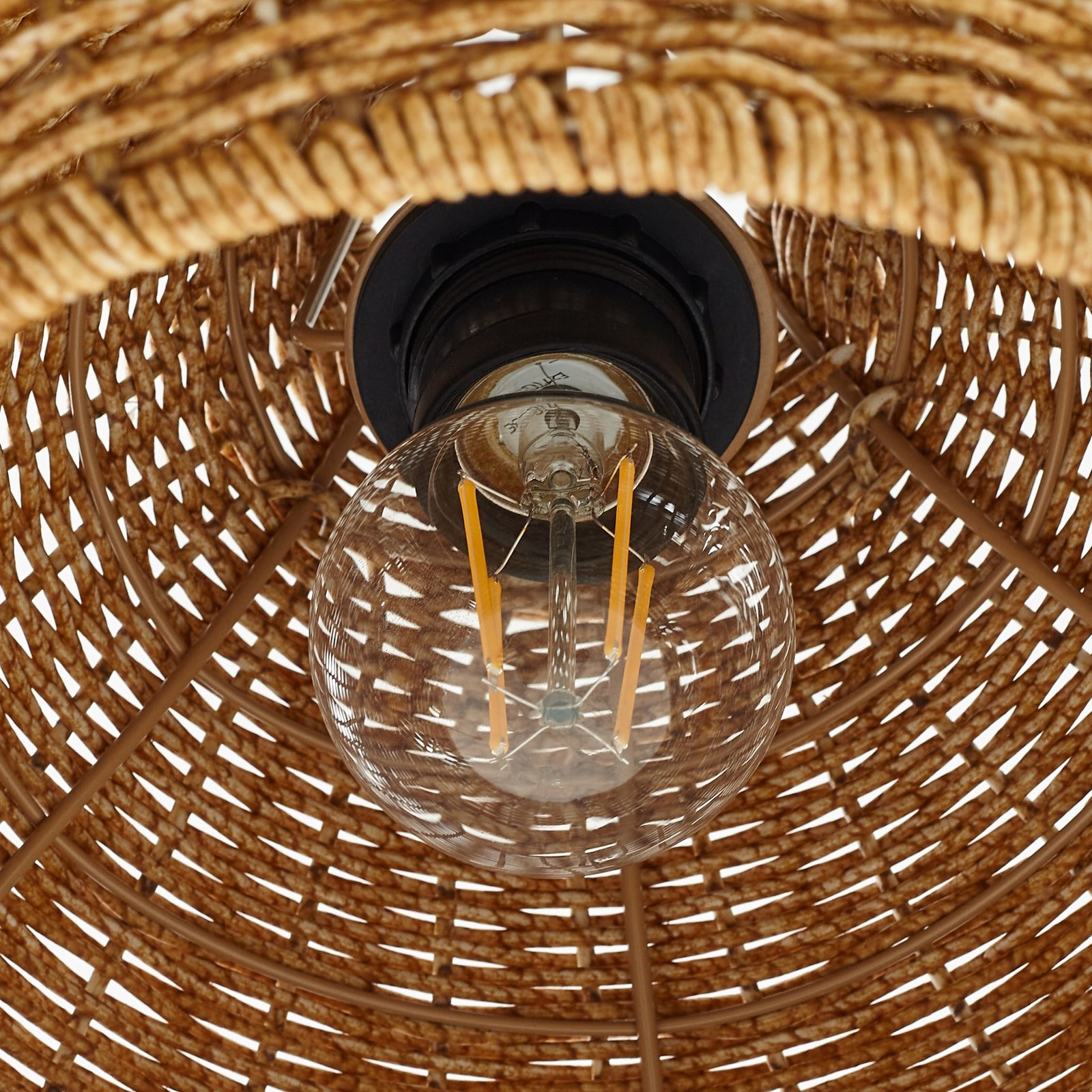 Lucande kültéri függőlámpa Taniola, 3-lámpás, bézs, rattan