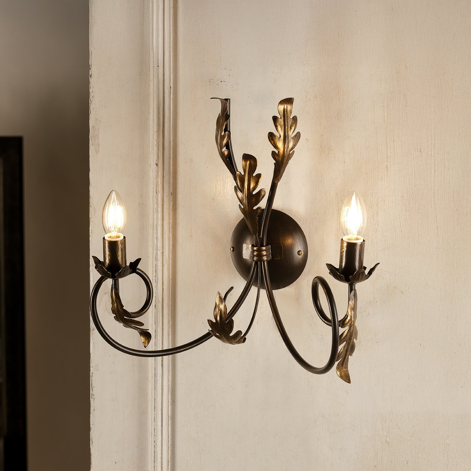 Gretel wall light, 2-bulb, bronze-coloured, metal