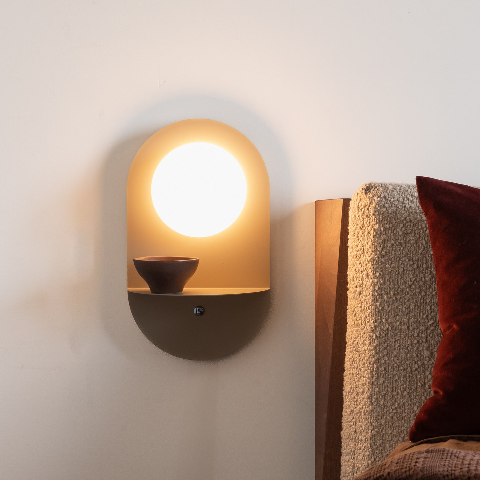 IT'S ABOUT ROMI Wandlampe Tokyo, beige, Stecker, Ablage