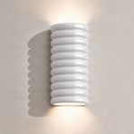 Aplică LED Lucande model Riff, albă, din ceramică, înălțime 25 cm
