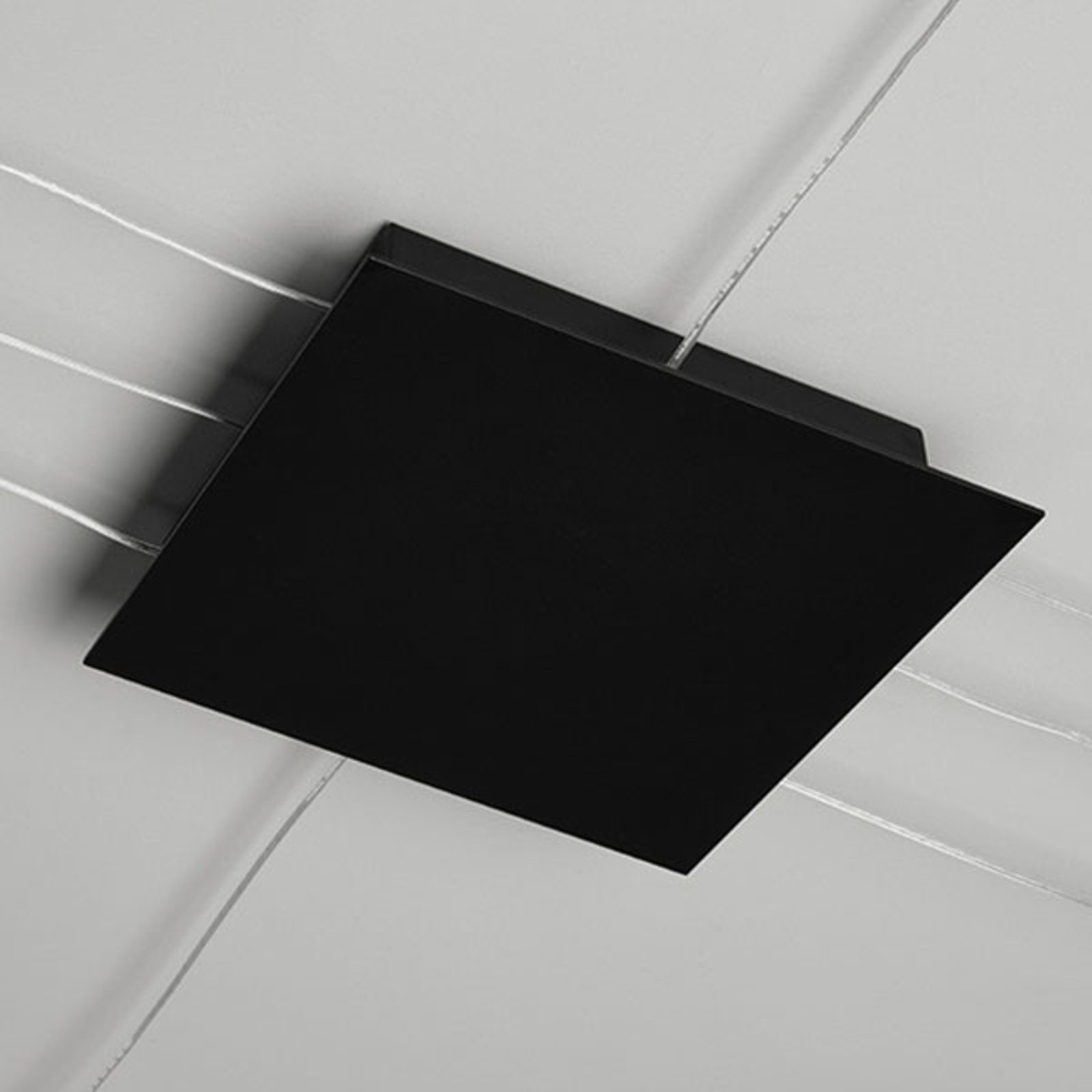 Juodos spalvos - Area LED pakabinamas šviestuvas