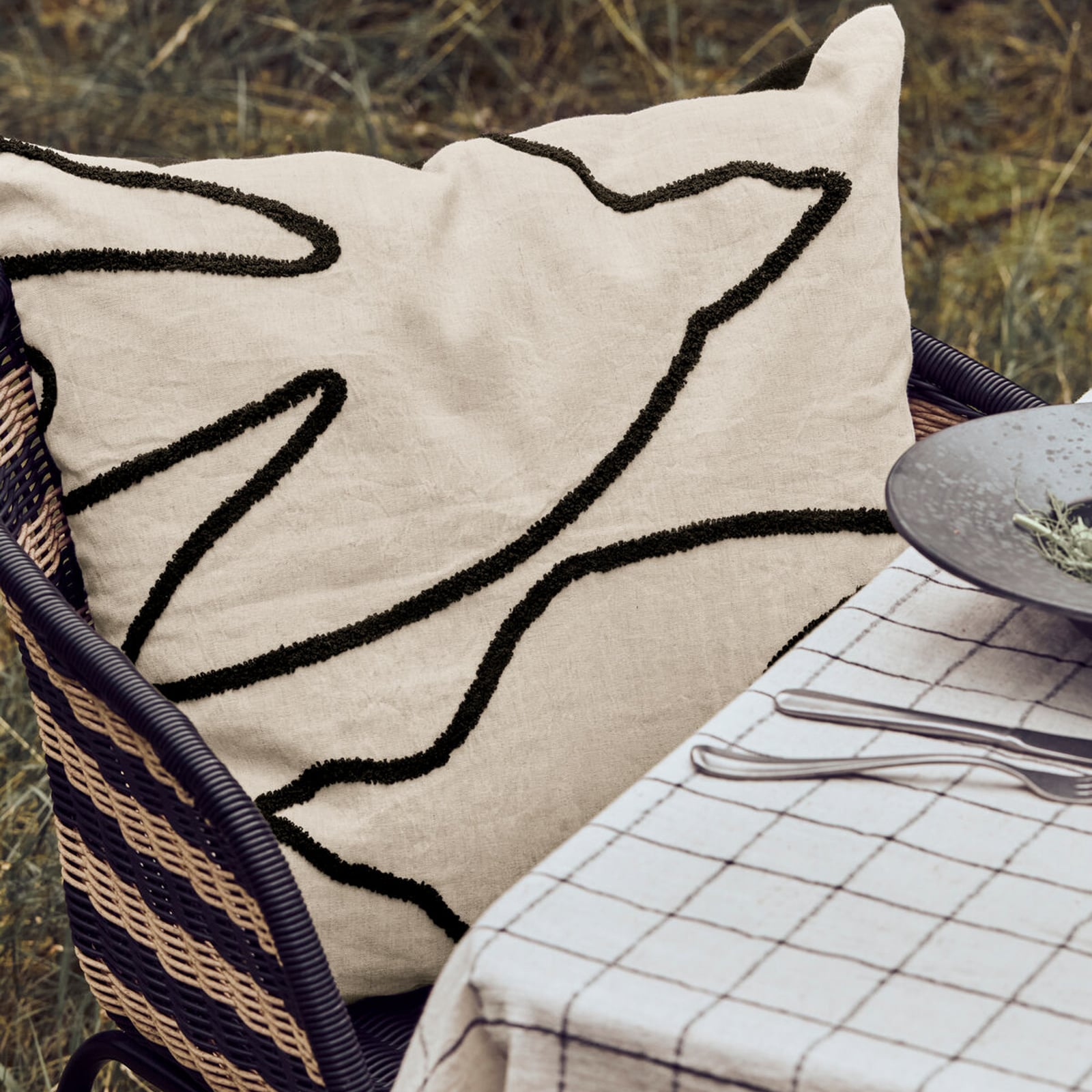 Fodera per cuscino HDFly, crema/nero, 50 x 50 cm - House Doctor