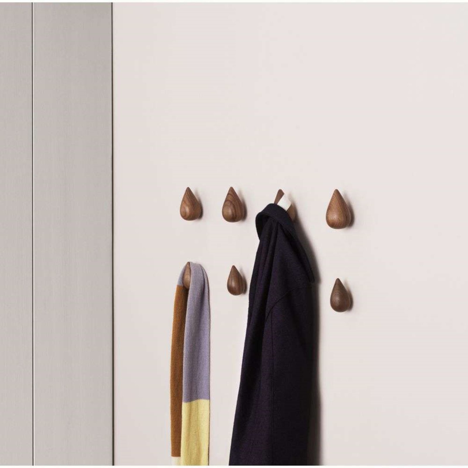 Dropit Hooks Large 2 pcs. Walnut - Normann Copenhagen