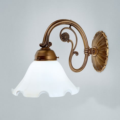 Vegglampe Gina av messing