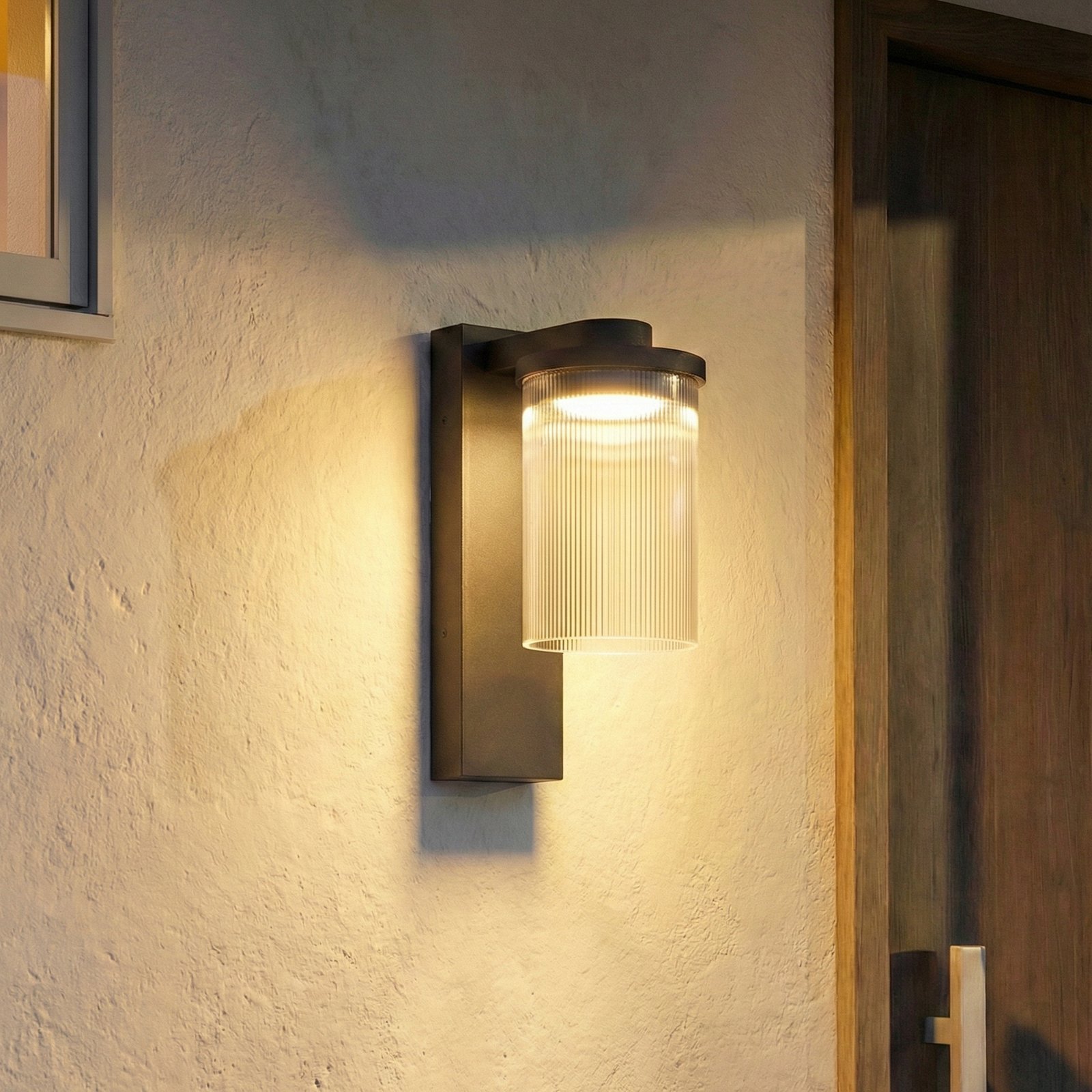 Lucande LED-Außenwandleuchte Bee-G, anthrazit, geriffelt