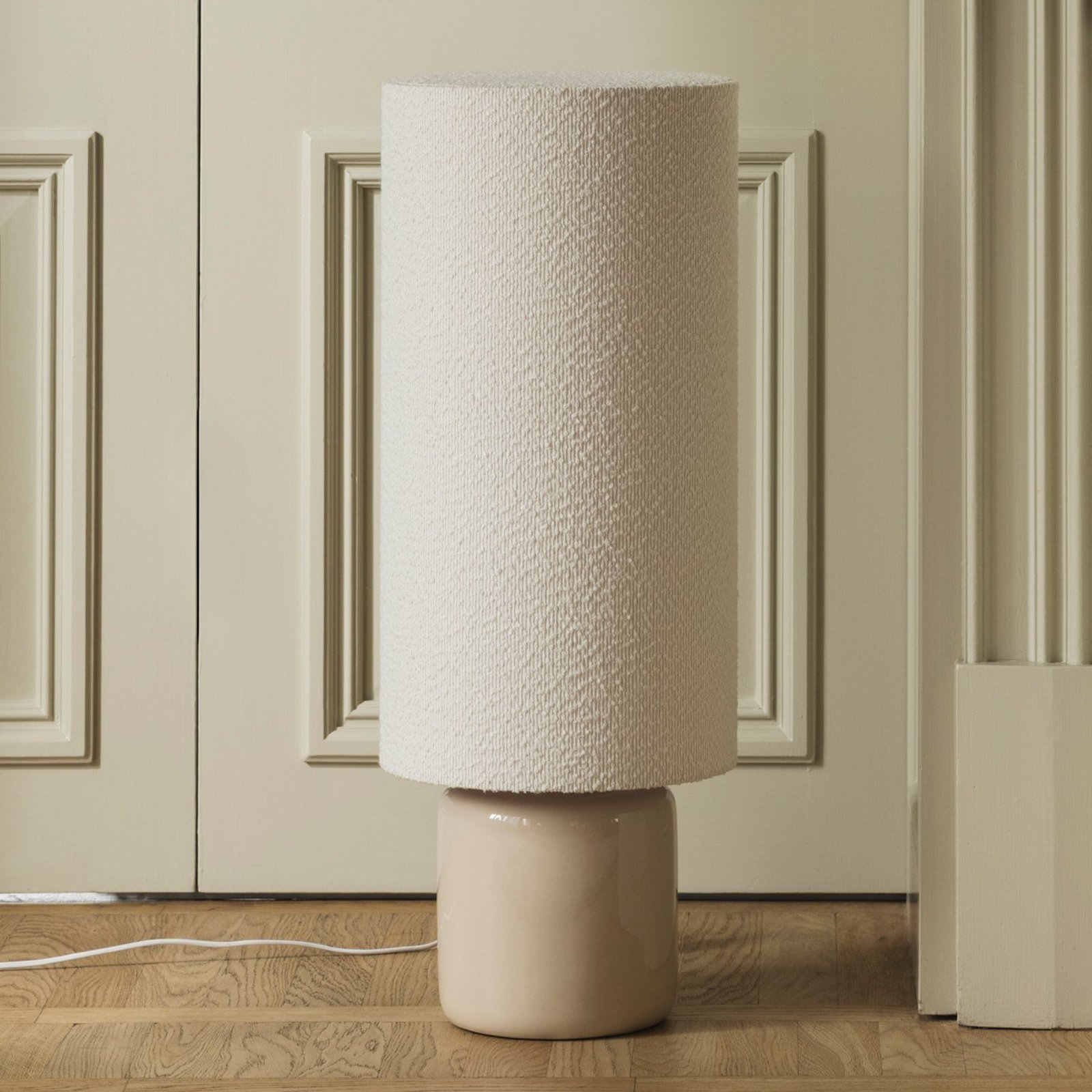 Lampe de table Florian, blanc/beige, hauteur 80 cm - Globen Lighting Lampe de table Florian, blanc/beige, hauteur 80 cm - Globen Lighting